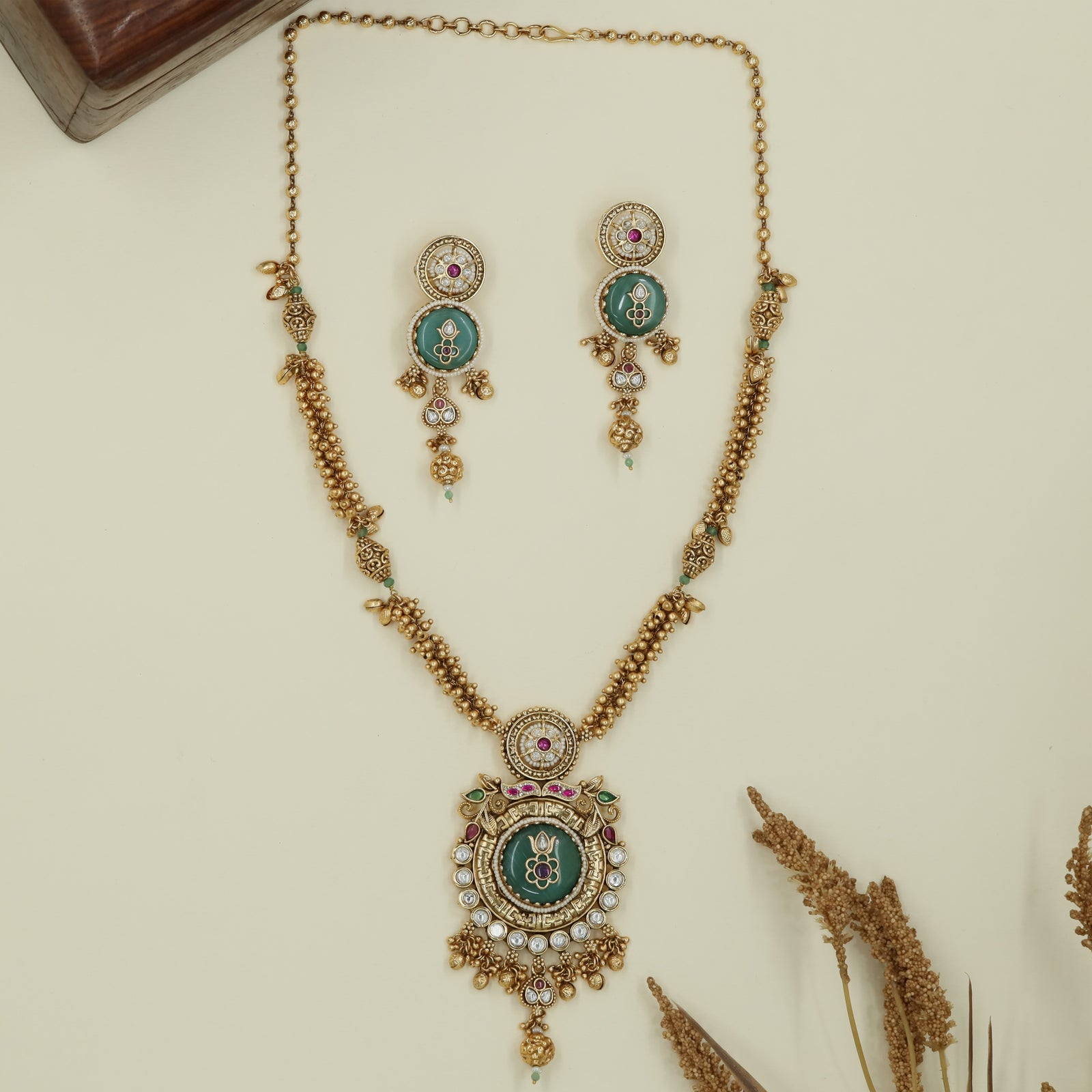 Modular bead design kundan long haara with structured chain flow and ornate pendant build