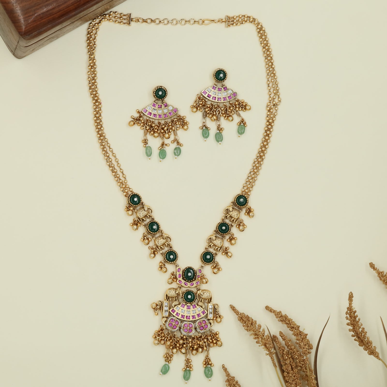 Side chain kundan Long Haara with circular connectors and clustered fringe pendant