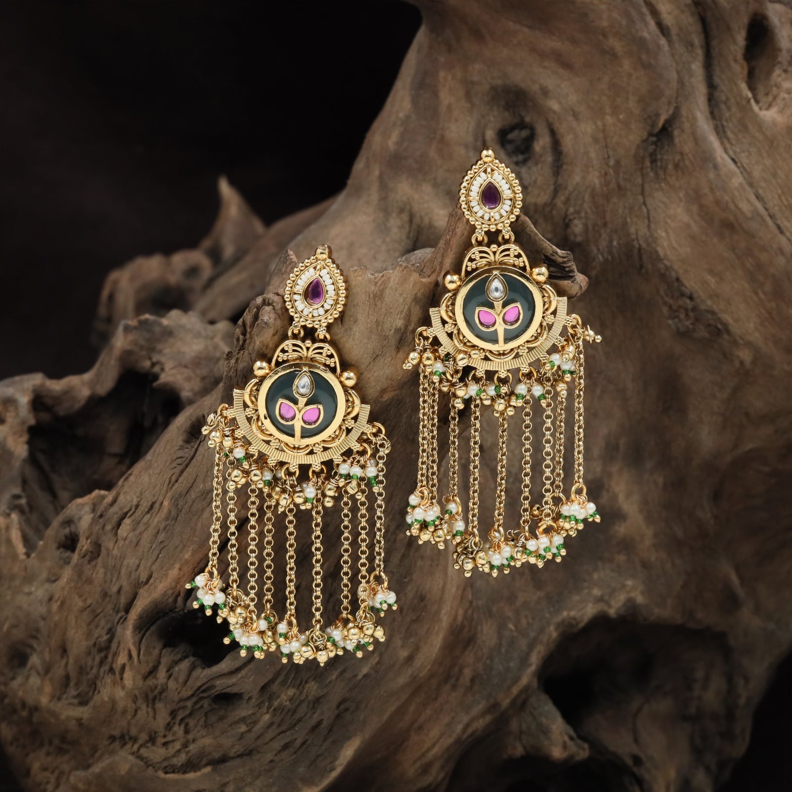 Briskora Kundan Hanging with Circular Fringe Design