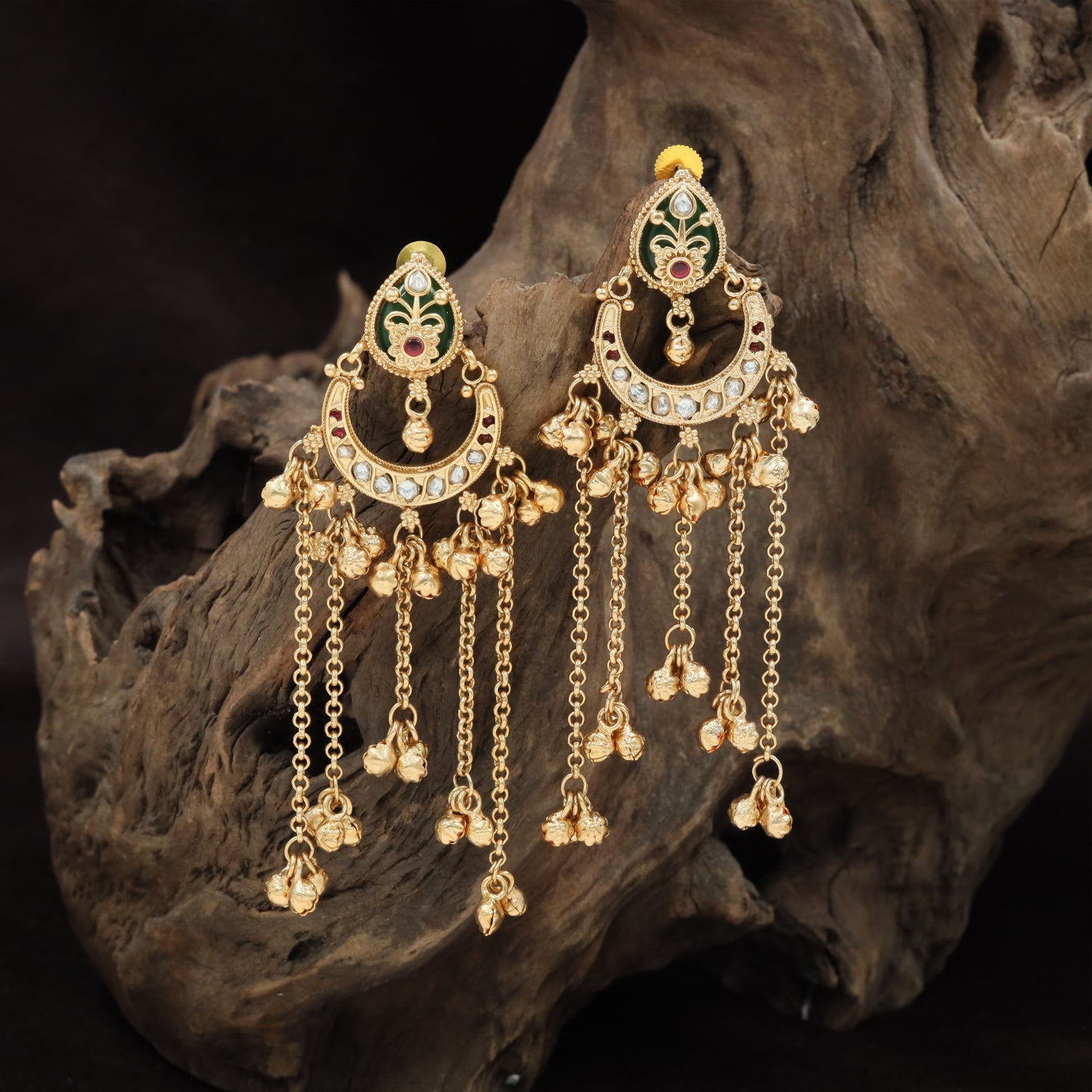 Cloudcrest Kundan Hanging with Curved Fringe Layout