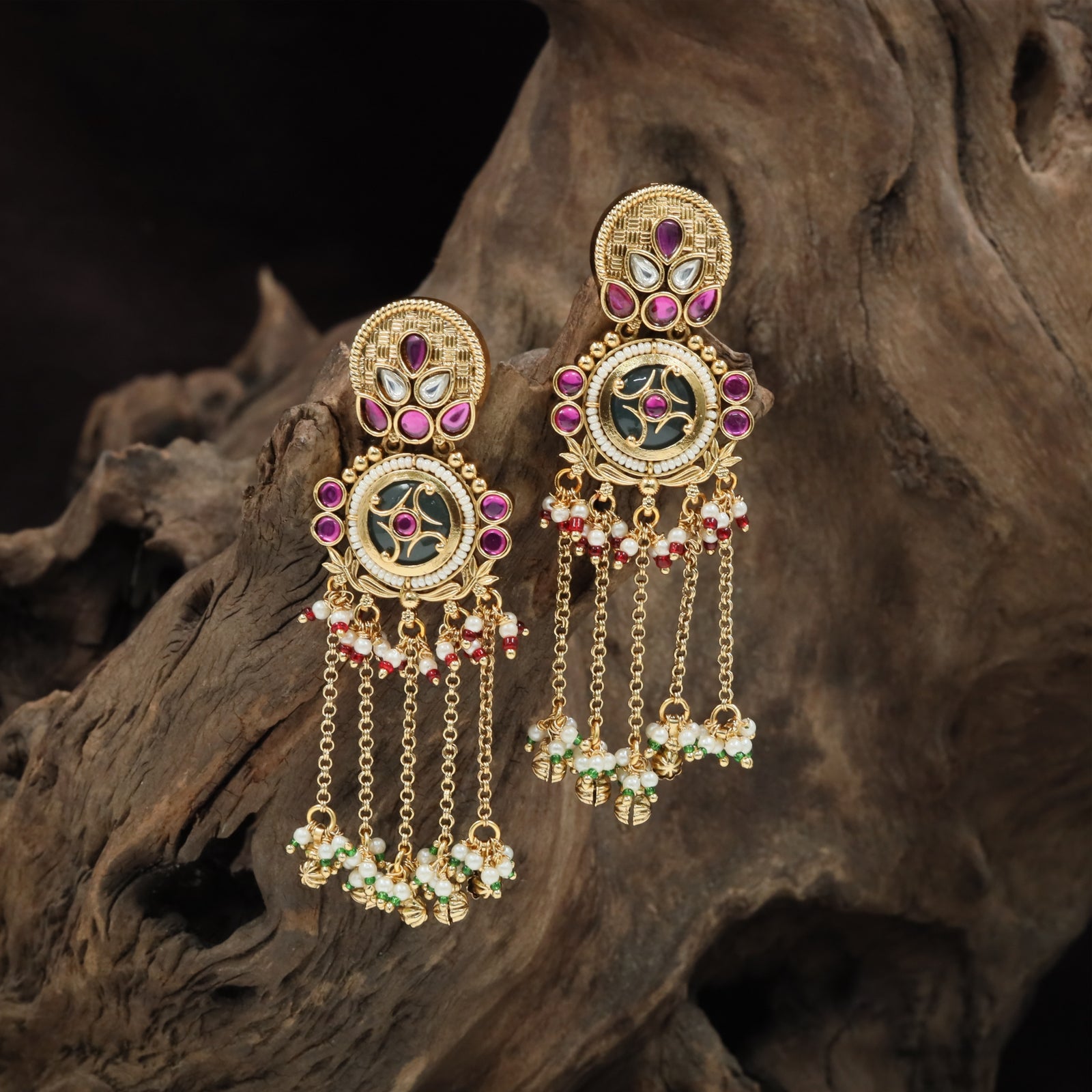 Jewelmist Frame Kundan Hanging with Hanging Drop Border