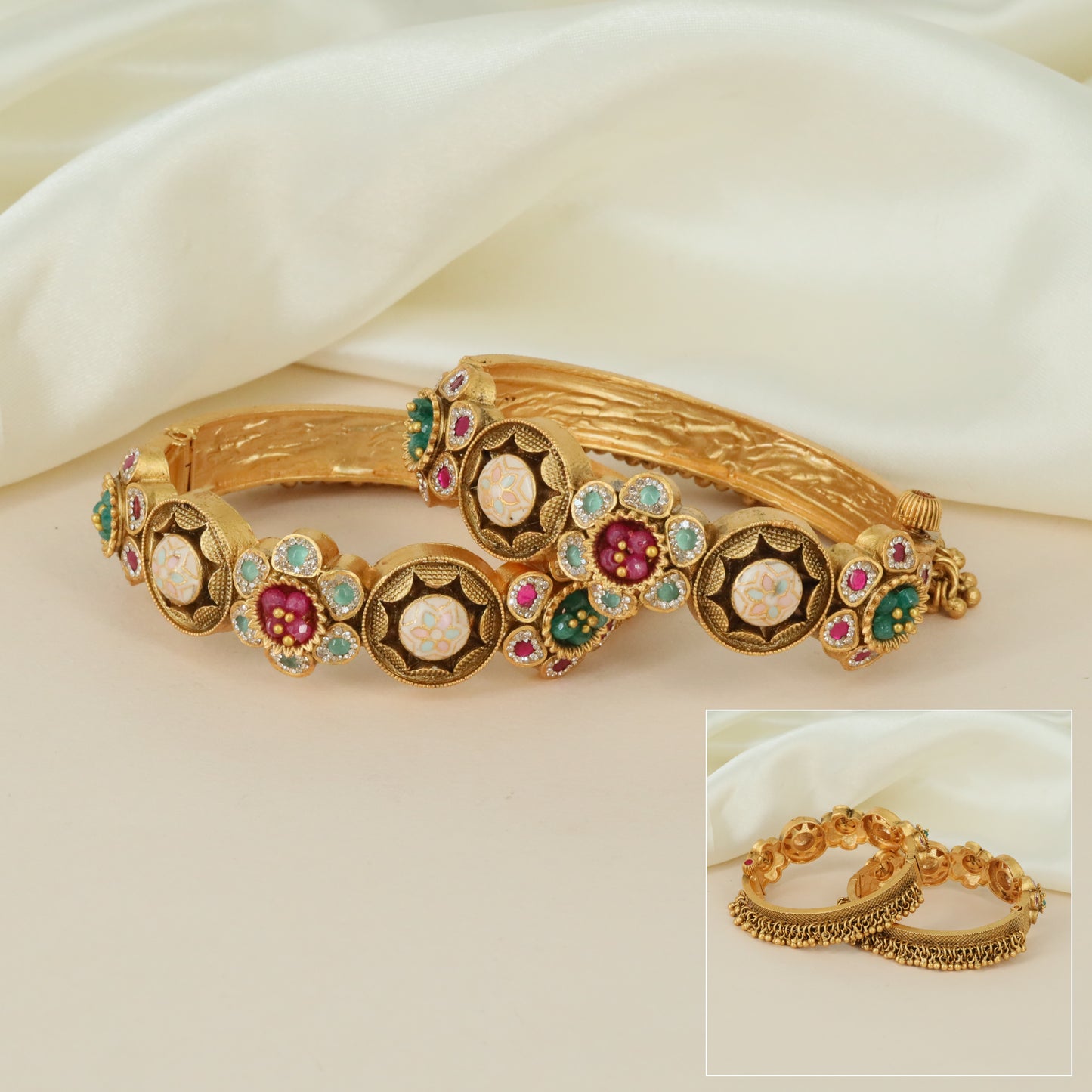 Heritage craftsmanship Kundan bangles with symmetrical finish