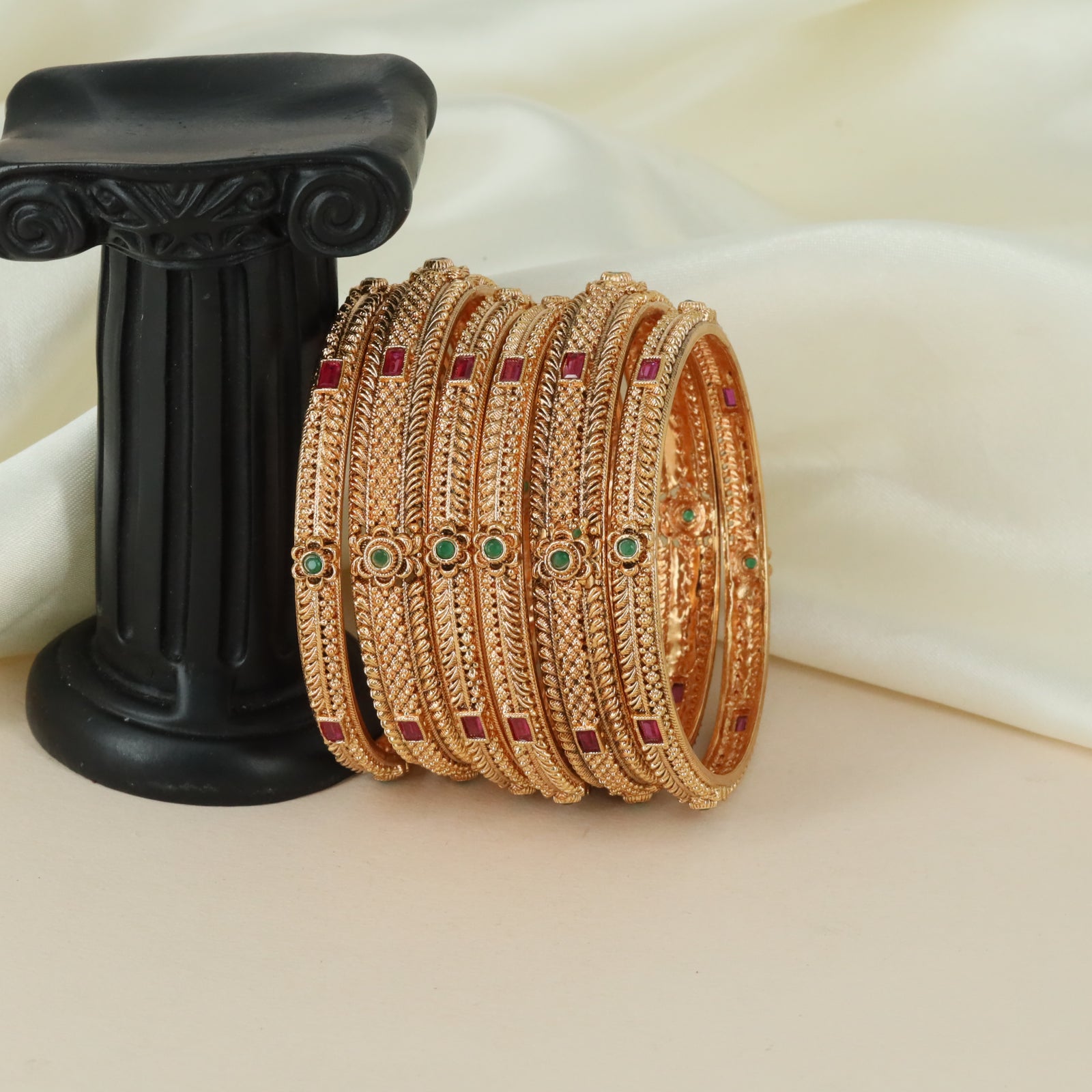Luxury Stone Line Antique Bangles with Ornamental Border Work