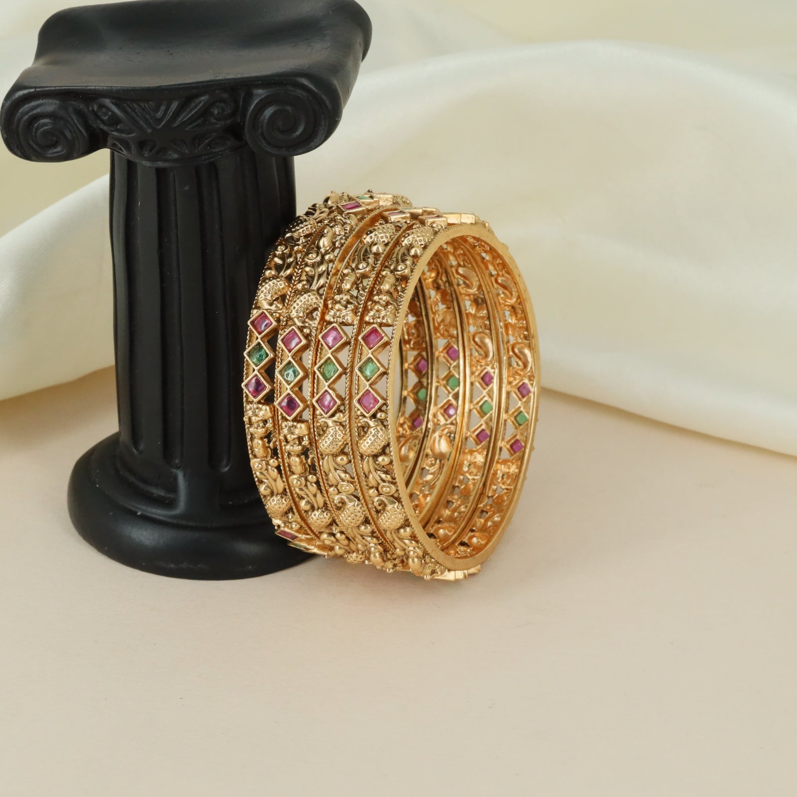 Classic Diamond Pattern Antique Bangles with Decorative Border Styling