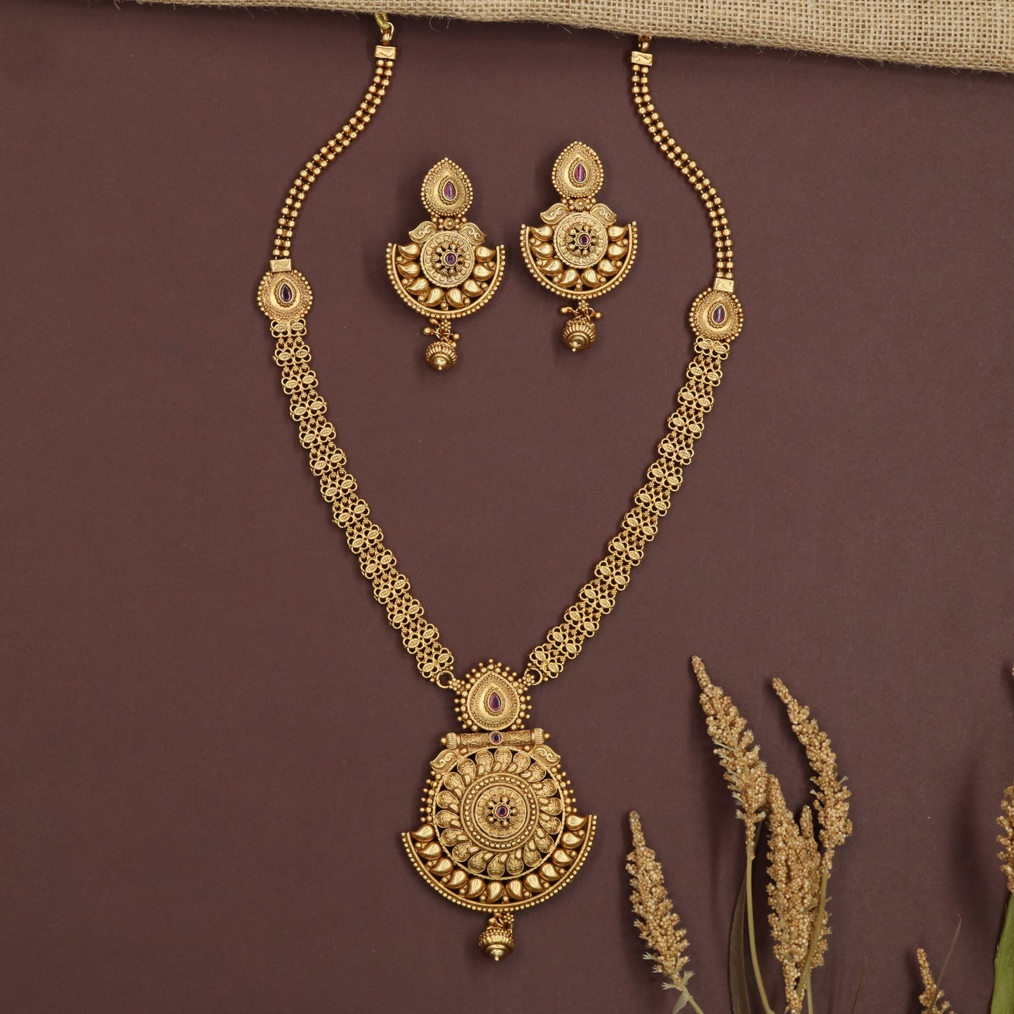 Empire Weave Antique Long Haara with Circular Border Pendant
