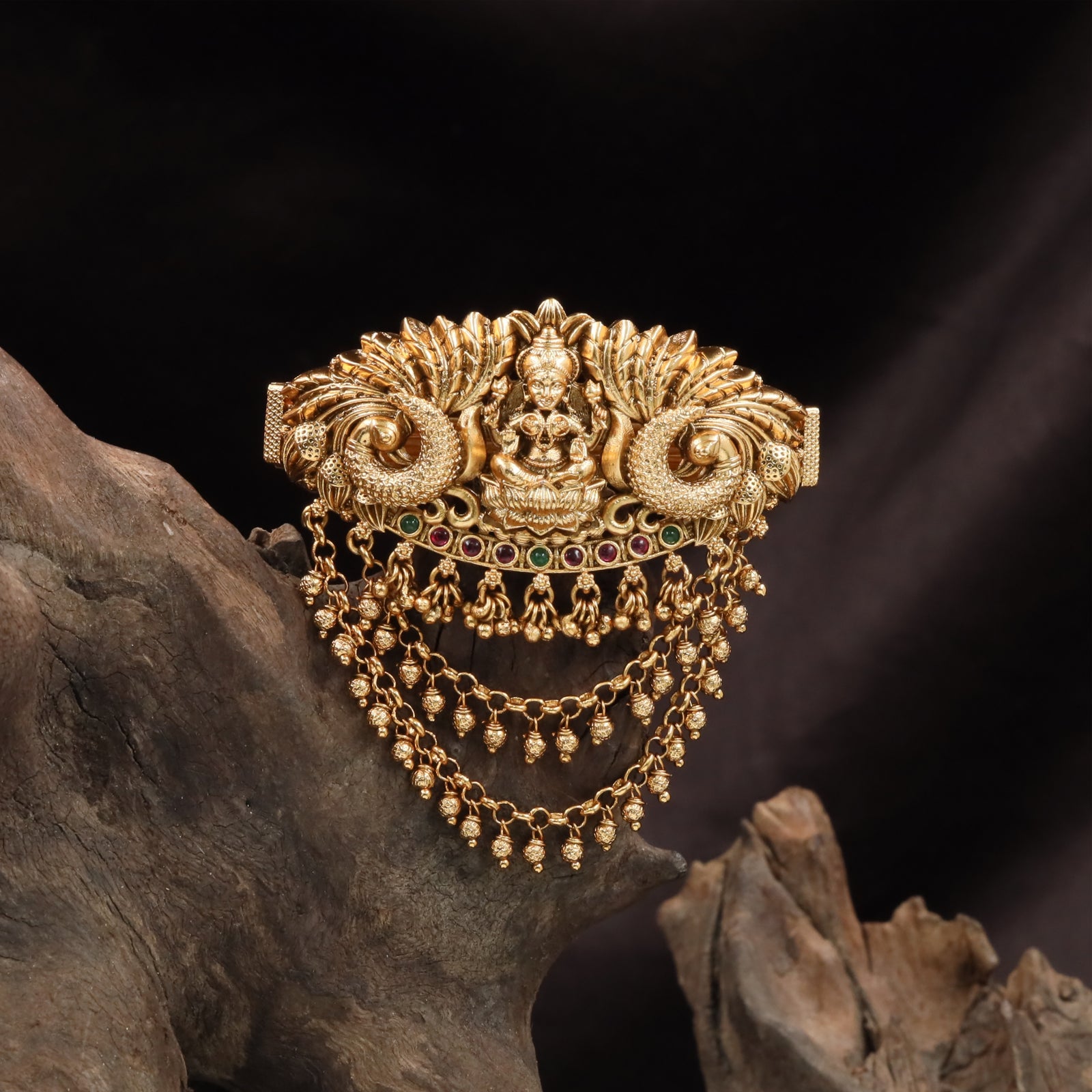 Antique Lakshmi Clip with Twin Peacock Side Detailing