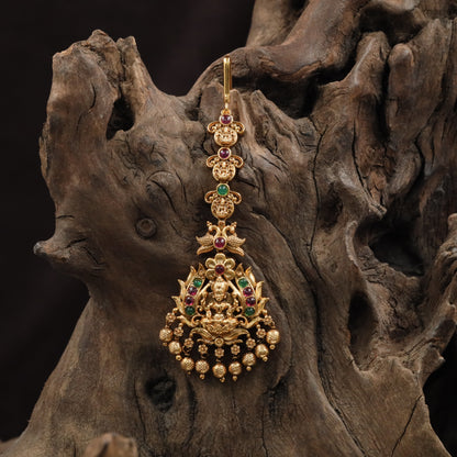 Grand Temple Tikka with Hanging Border Detailing