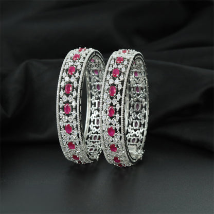 Graceful Bangles Featuring Repeated Oval Sections