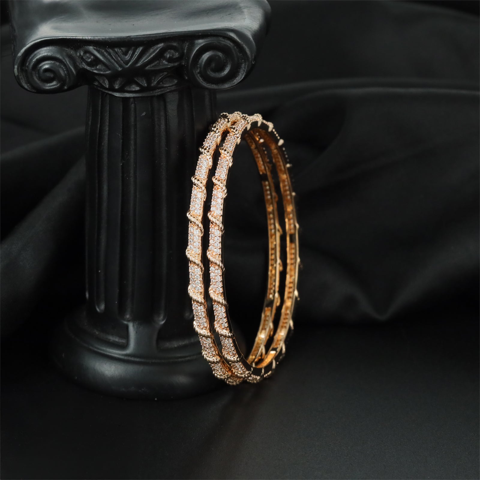 Contemporary Gold Polish Bangle with Linear Openwork