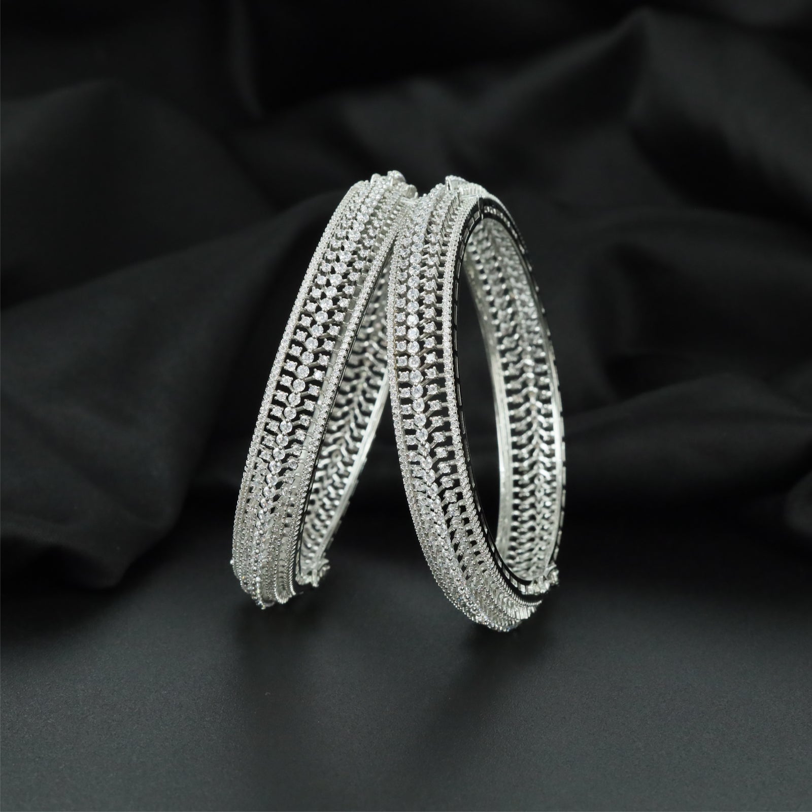 Elite Meshwork Rhodium Bangles with Repeating Framework Formation