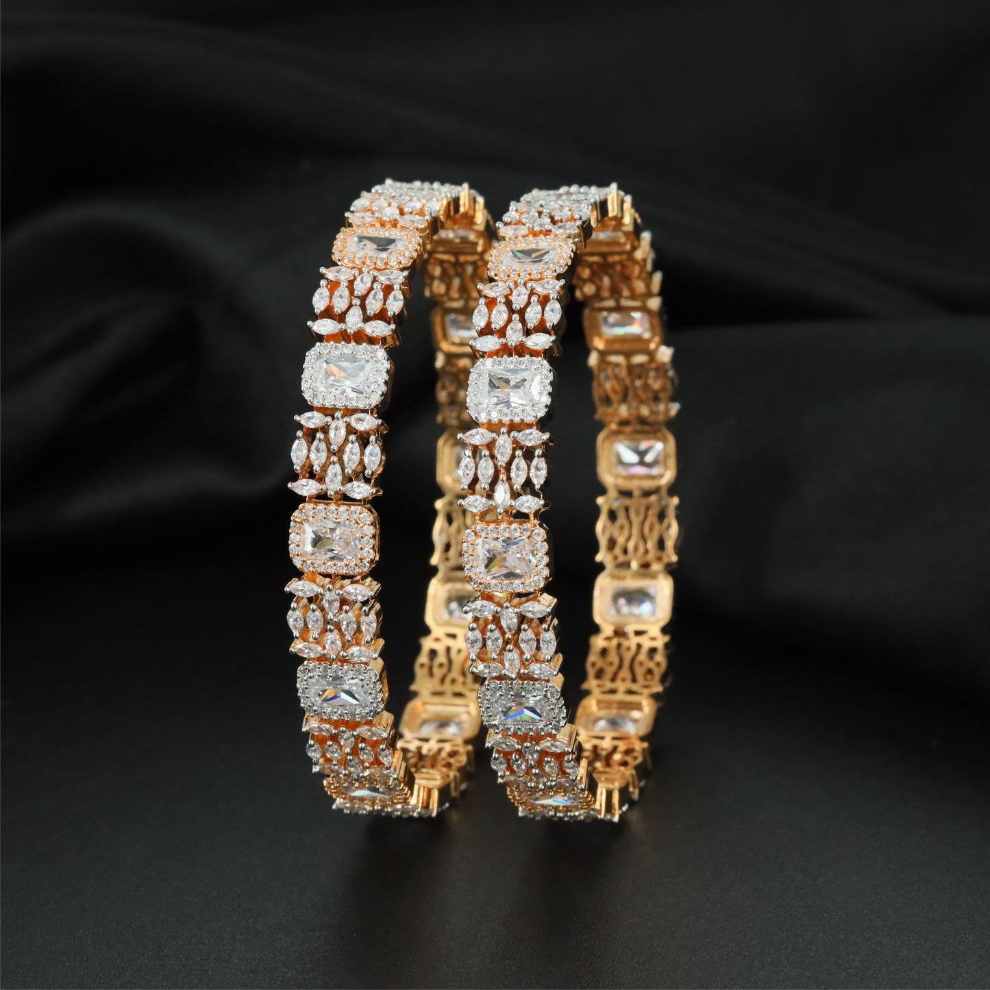 Highmark Frame Gj Bangles with Sculpted Connector Design