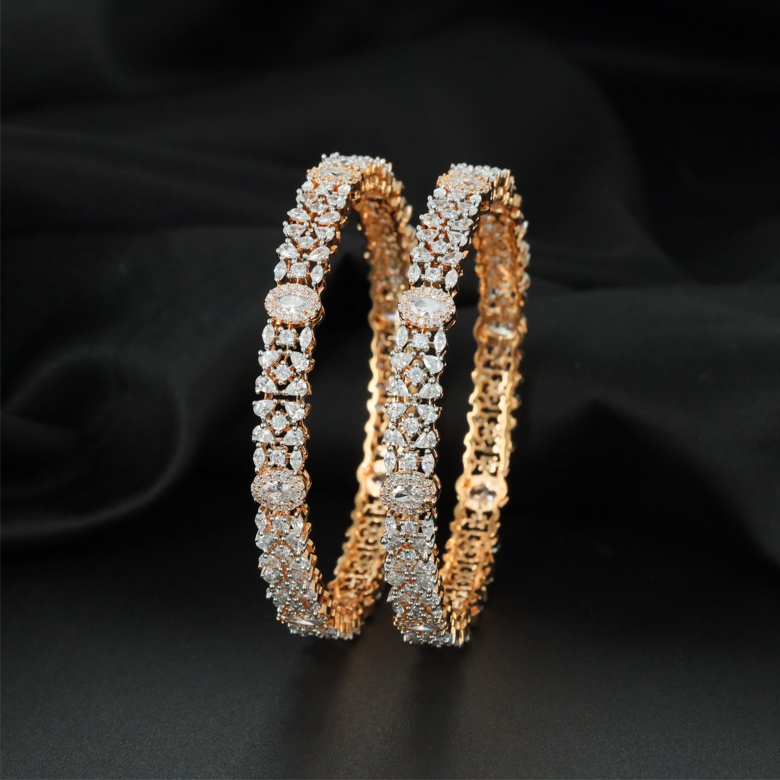 Floret Track Gj Bangles with Refined Cluster Formation