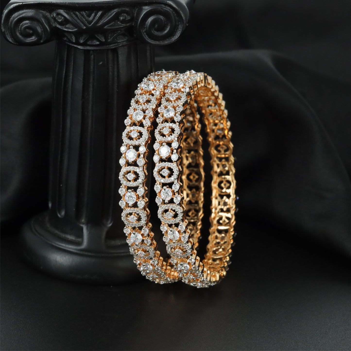 Petal Mosaic Gj Bangles with Repeating Oval Connector Pattern