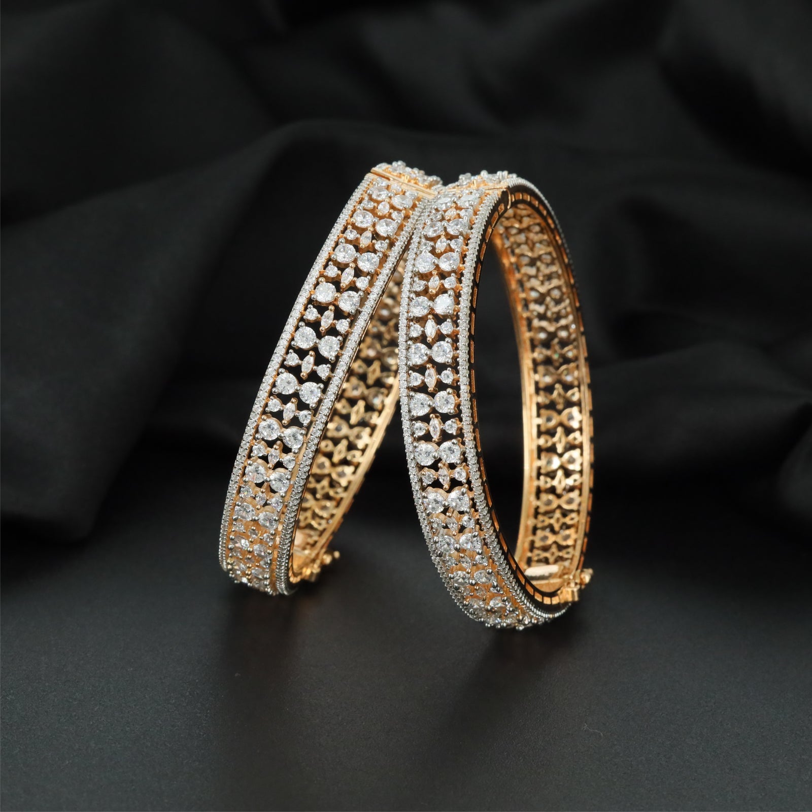 Aurora Blossom Gj Bangles with Refined Border Construction