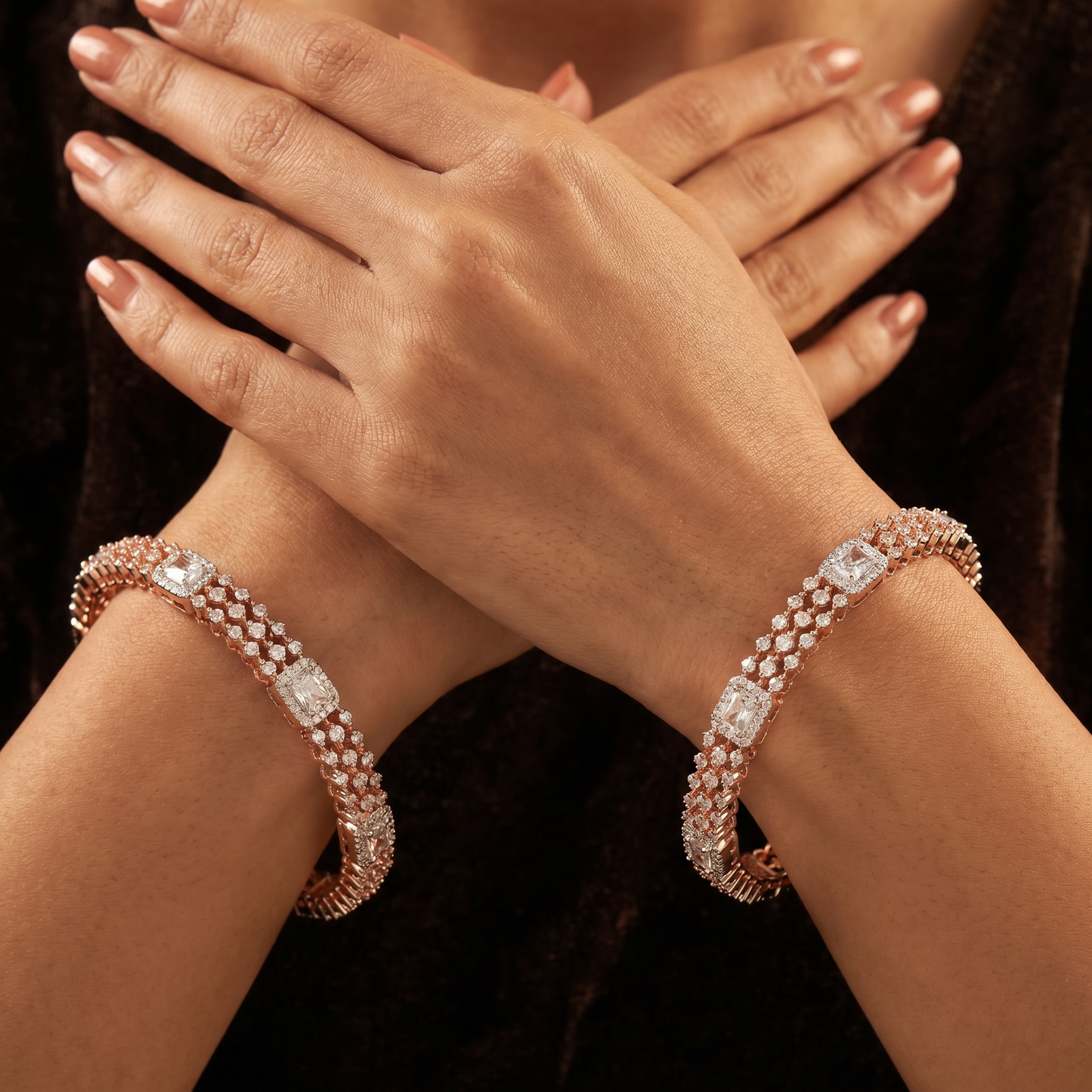 Prime Prism Rose Gold Bangles with Continuous Frame Arrangement