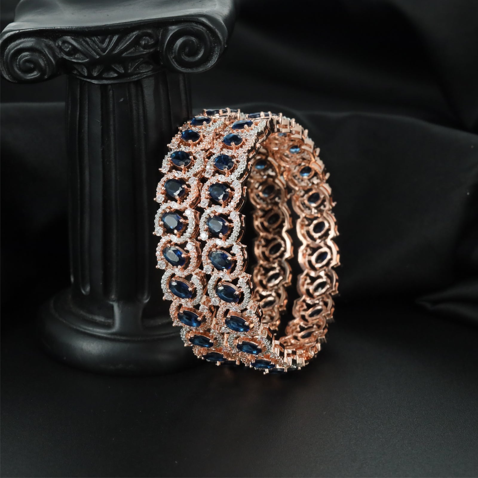 Heritage Link Rose Gold Bangles with Structured Centre Formation