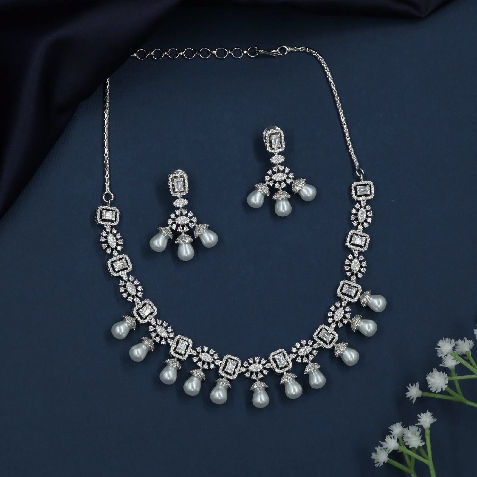 Glamorous Pearl Drop Wedding Necklace