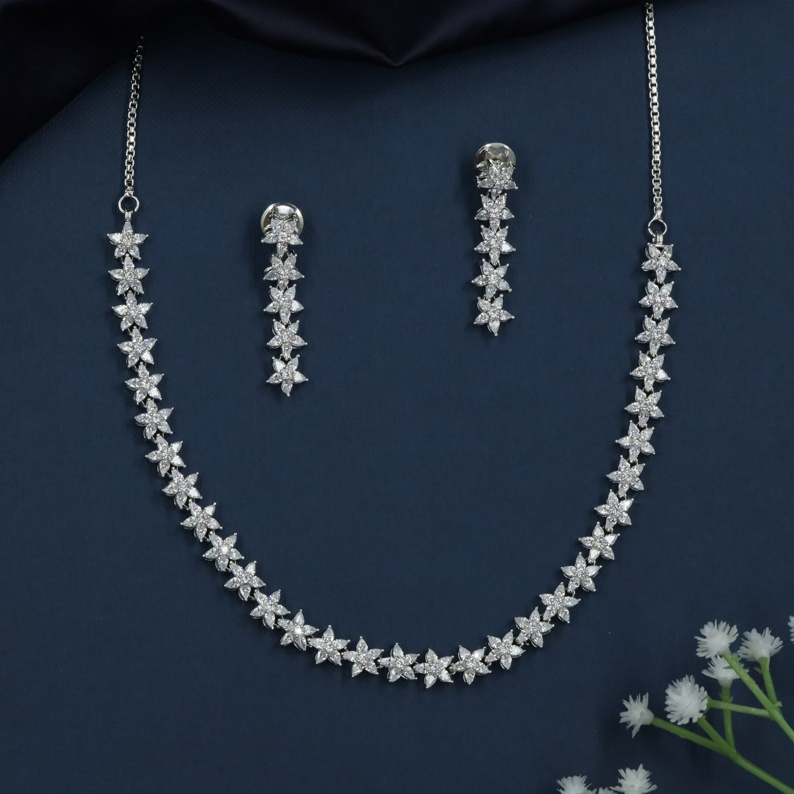 Crystal Daisy Luxury Partywear Necklace Set