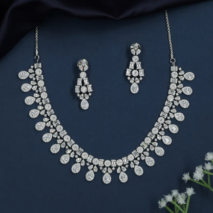 Premium Teardrop Crystal Wedding Wear Necklace