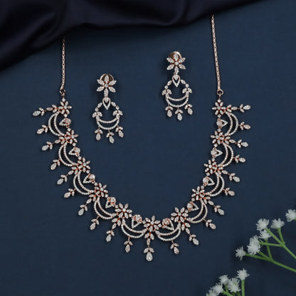 Modern Floral Pattern Designer Necklace