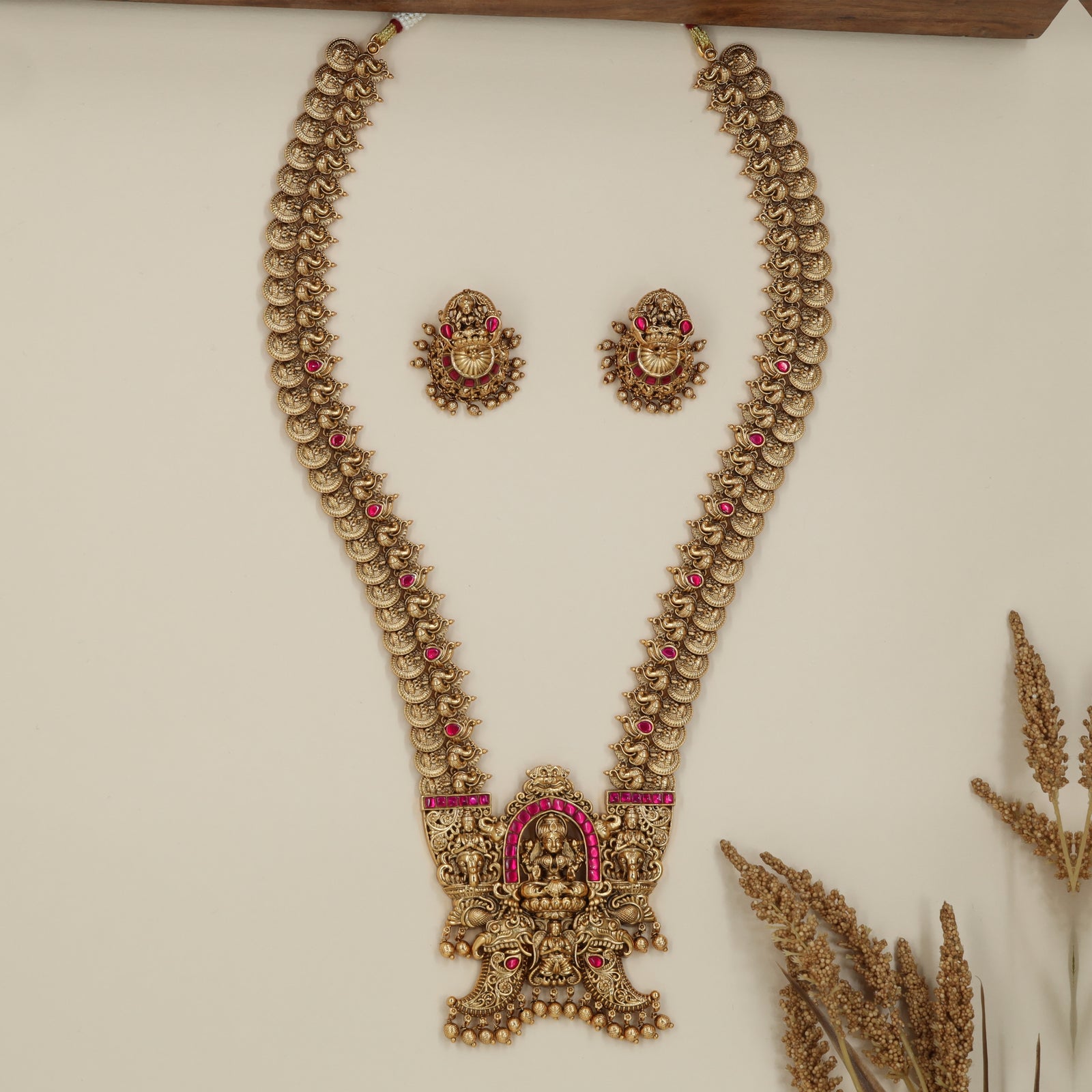 Grand Temple Long Haara with Decorative Coin Borders