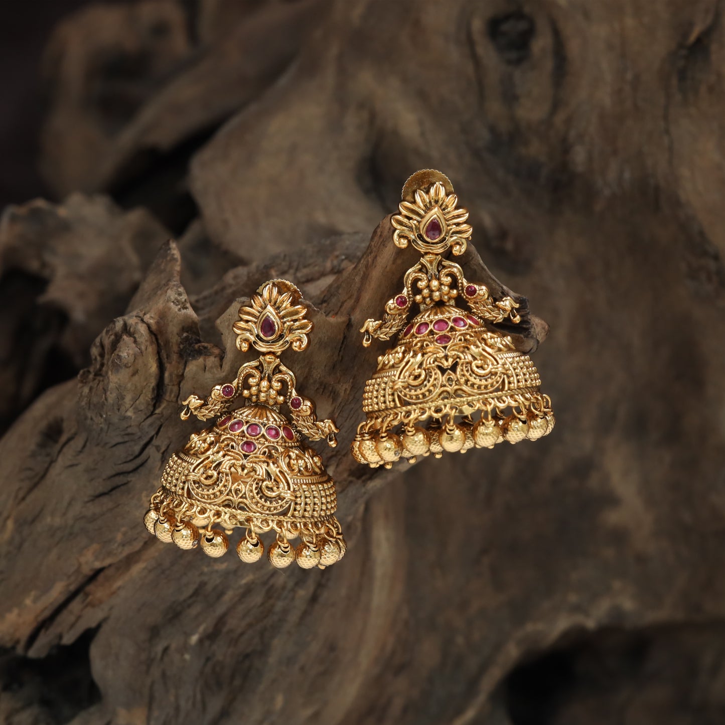 Royal Carving Antique Jumka with Textured Bell Detailing