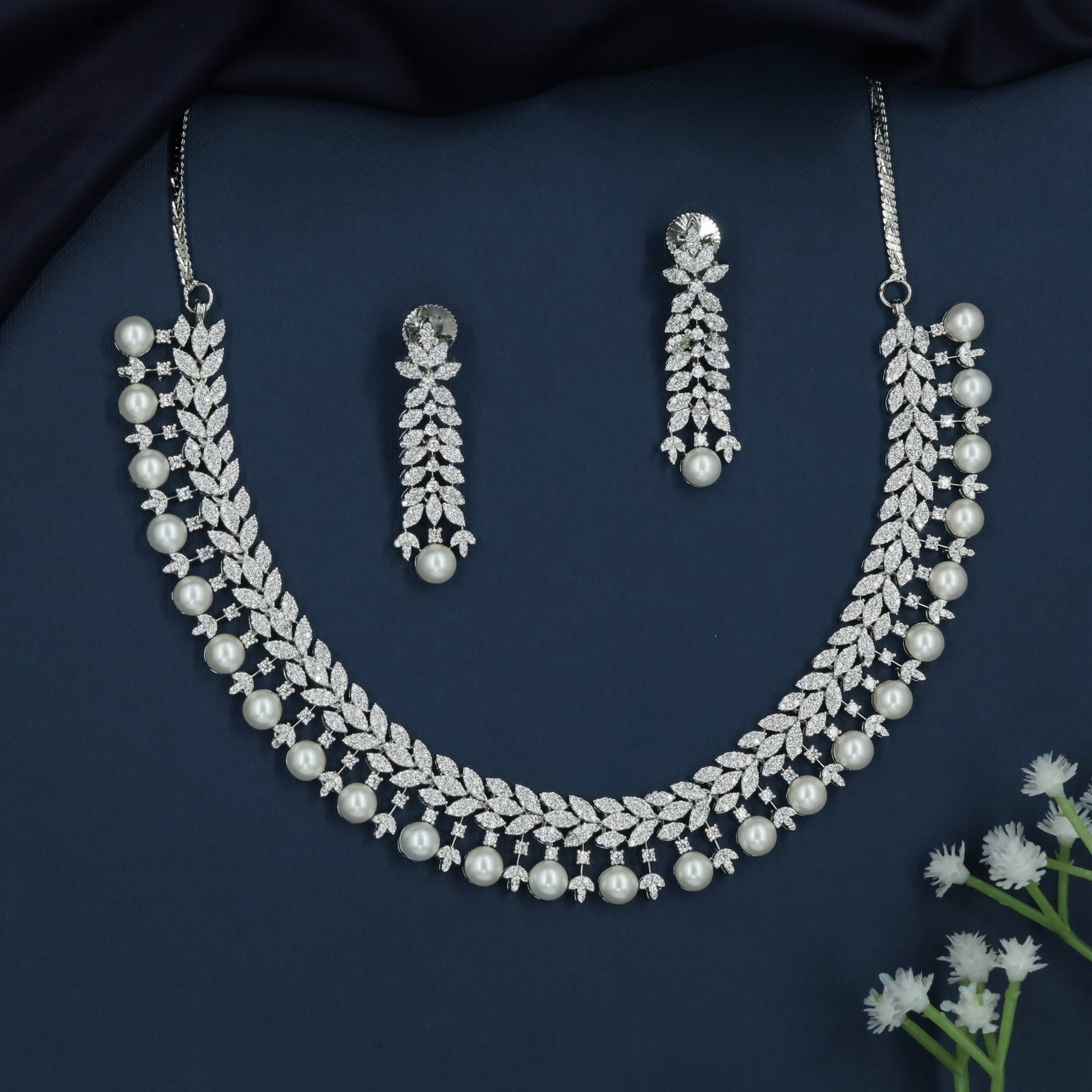 Brilliance Fern Rhodium Necklace with Pearl Drop Border