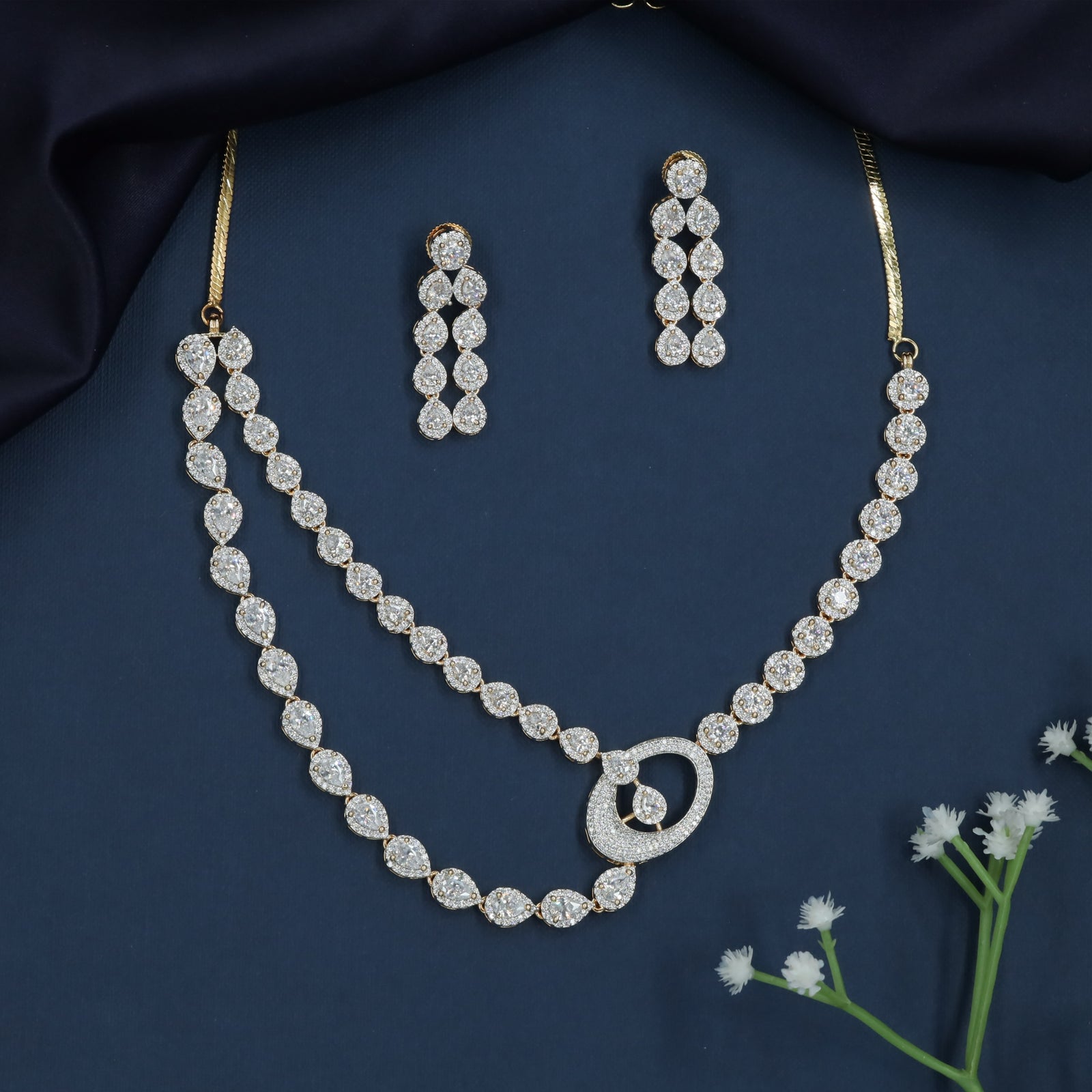 Designer Curved Link Necklace with Open Hanging Feature