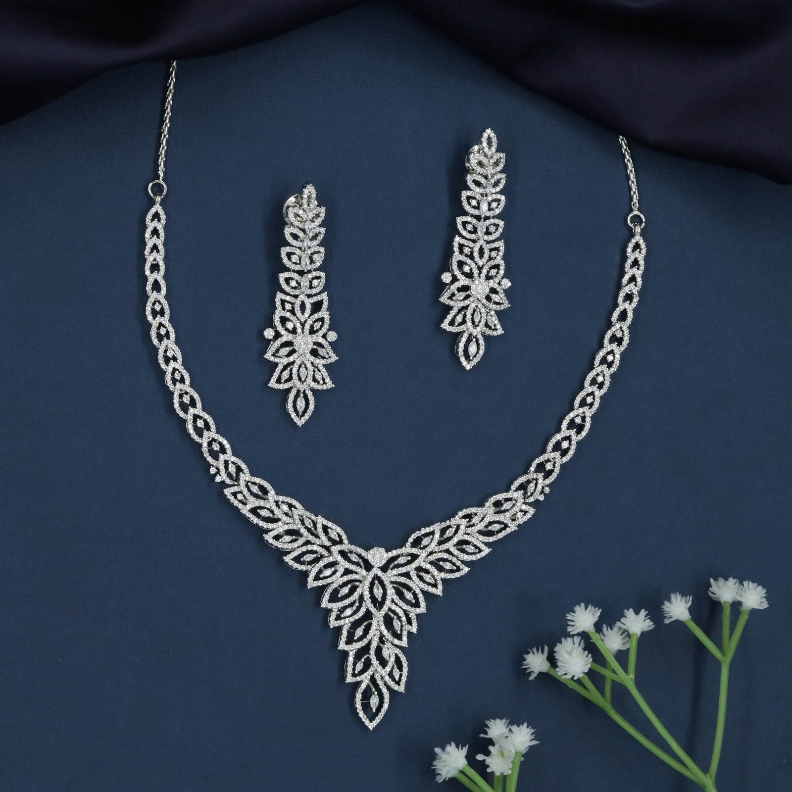 Luxury Petal Flow Necklace with Structured Drop Design