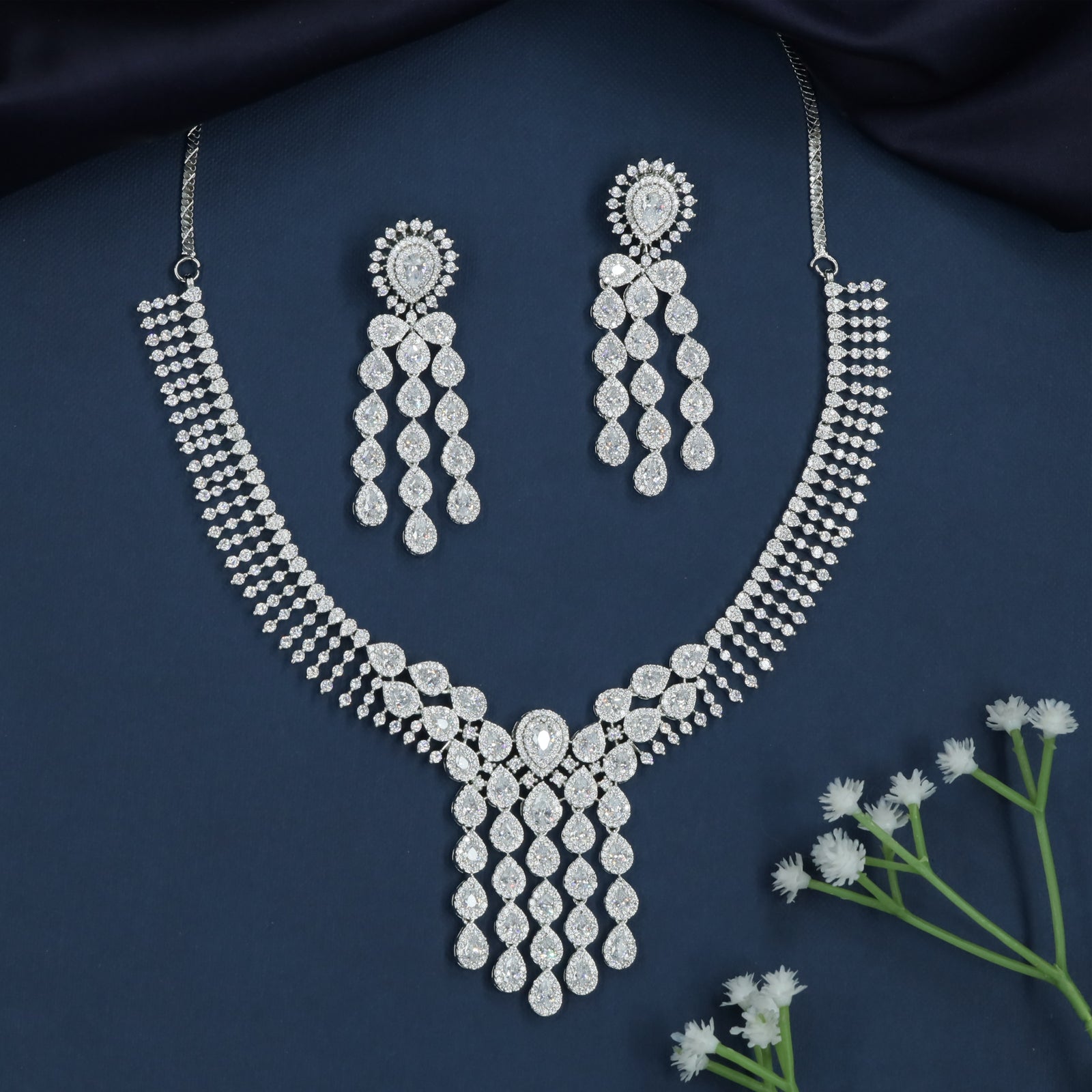 Luxury Drop Cluster Necklace with Extended Center Layout