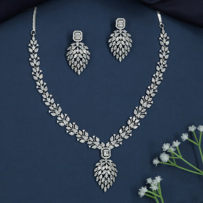 Luxury Leaf Connector Necklace with Structured Drop Pendant