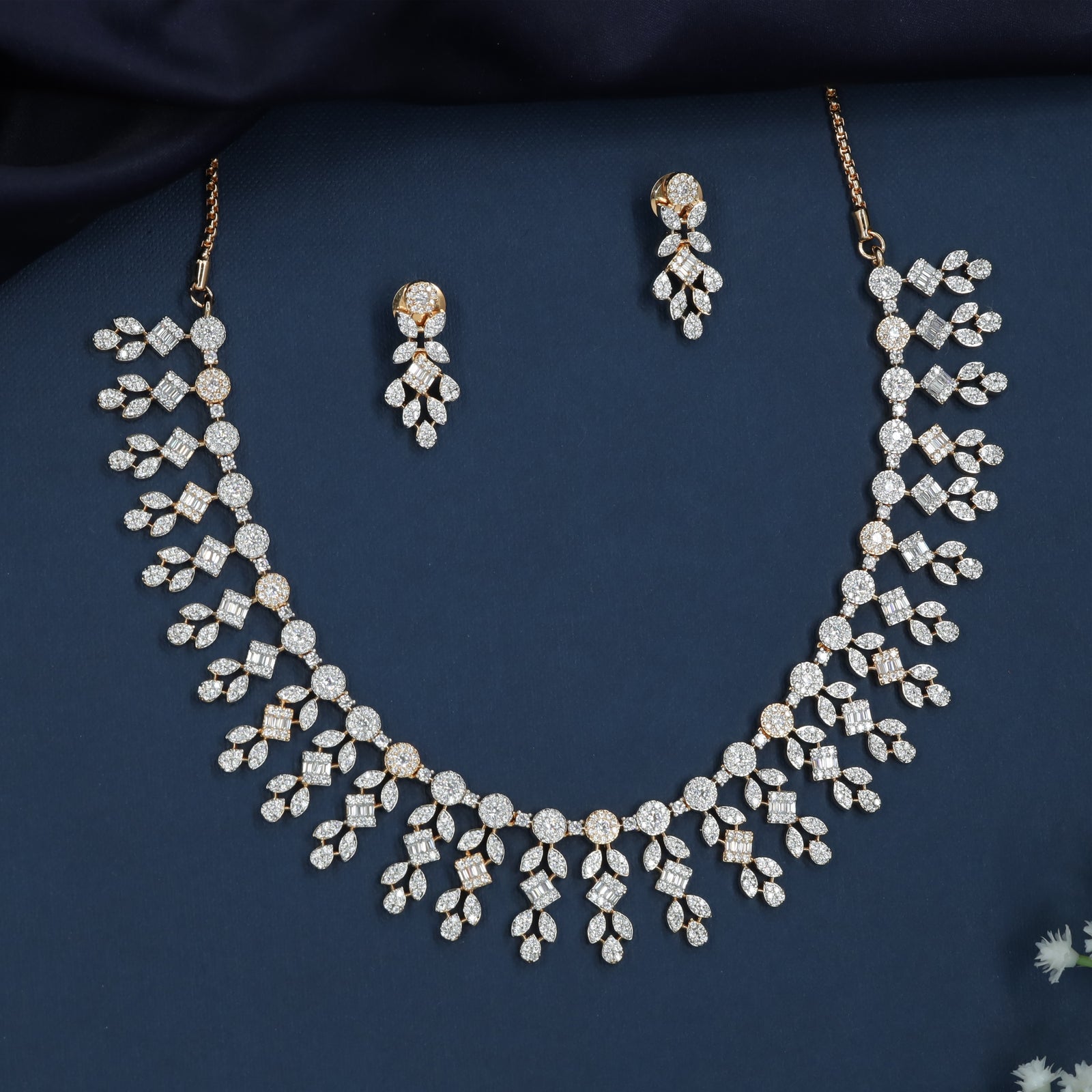 Diamond Grid Necklace with Cascading Branch Pattern