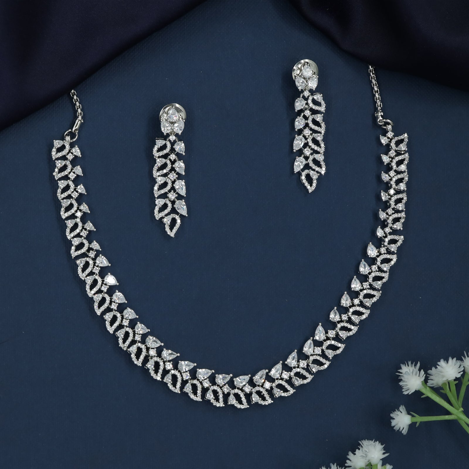 Chevron Border Necklace with Alternating Drop Panels