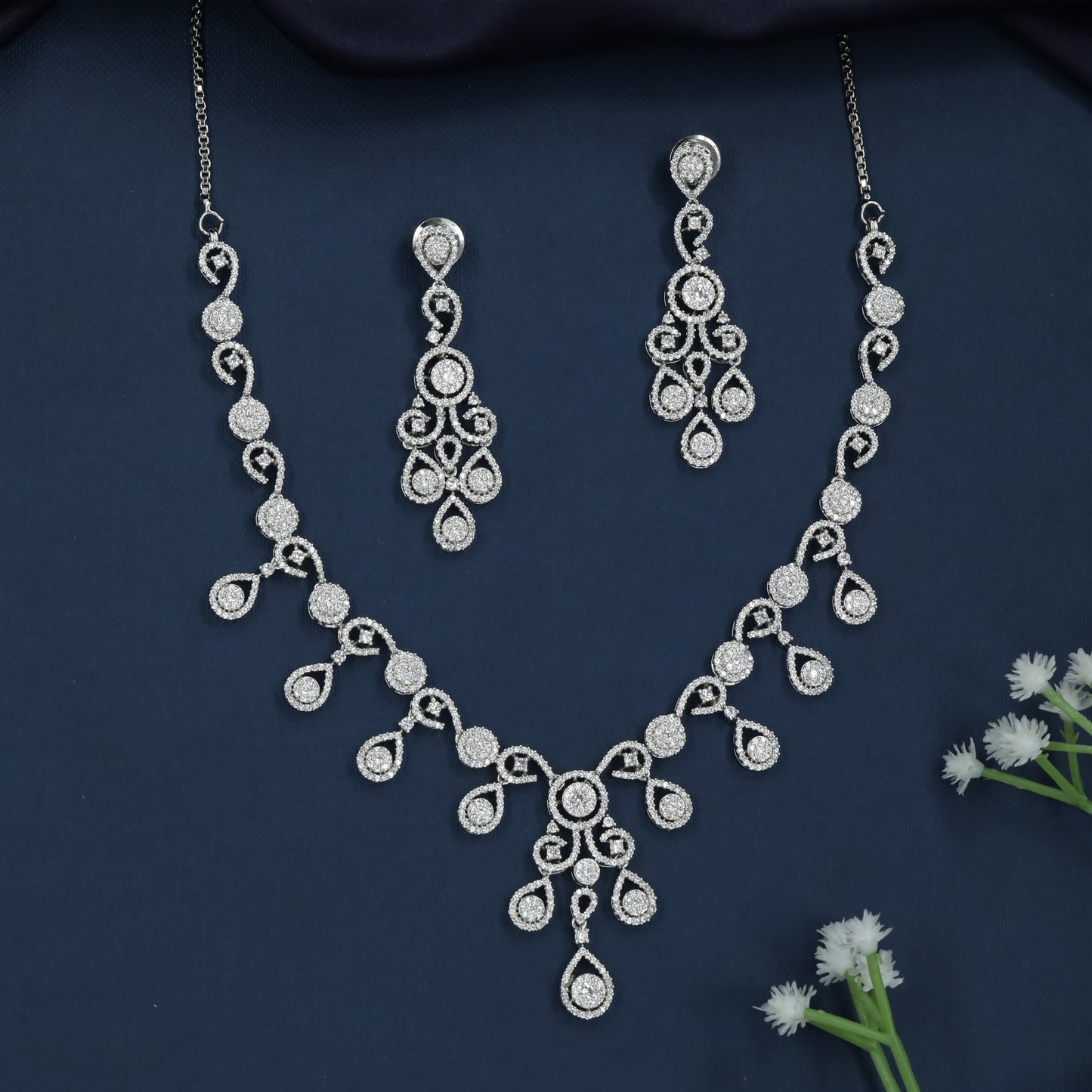 Droplet Vine Necklace with Cascading Circular Links