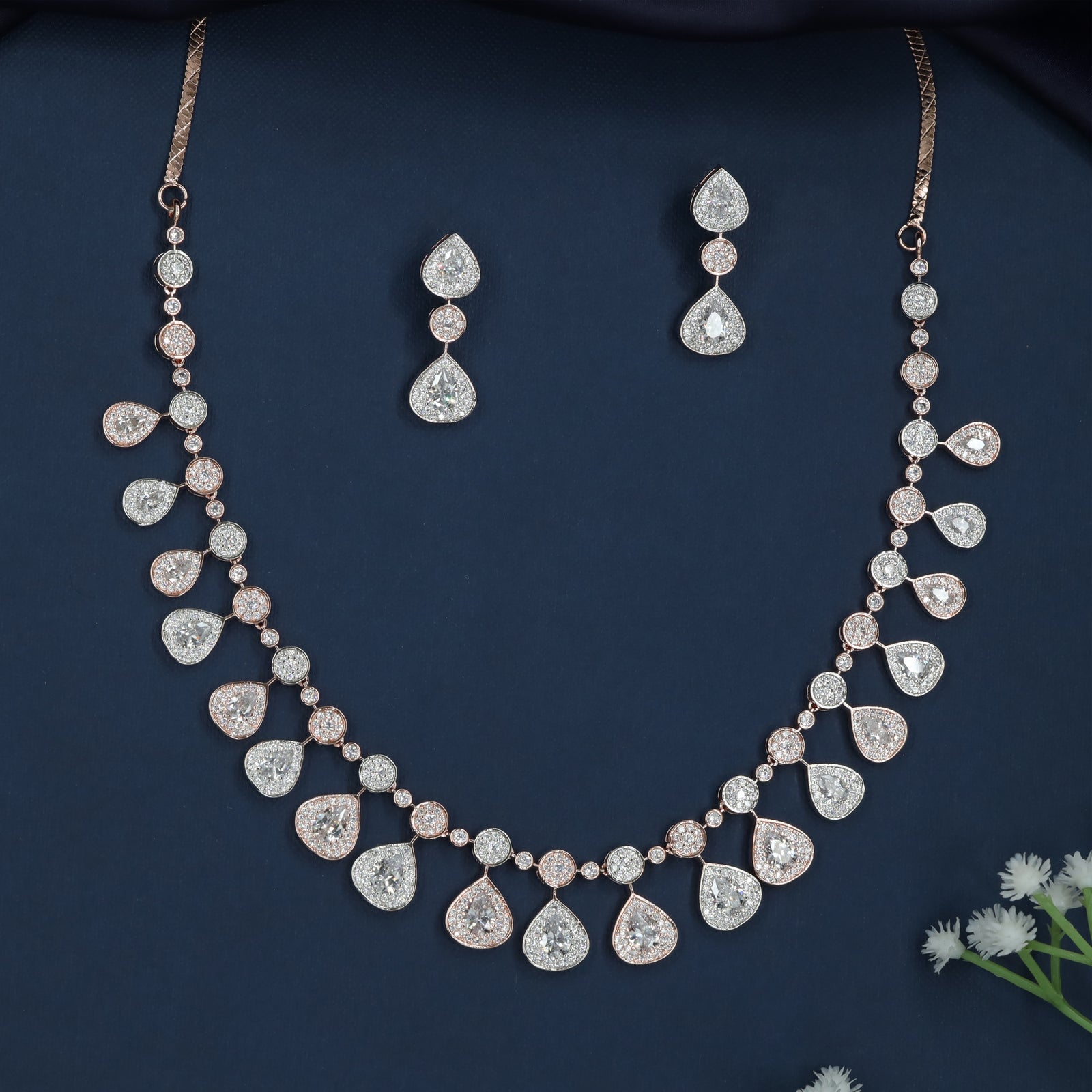 Teardrop Garland Necklace with Graduated Drop Borders