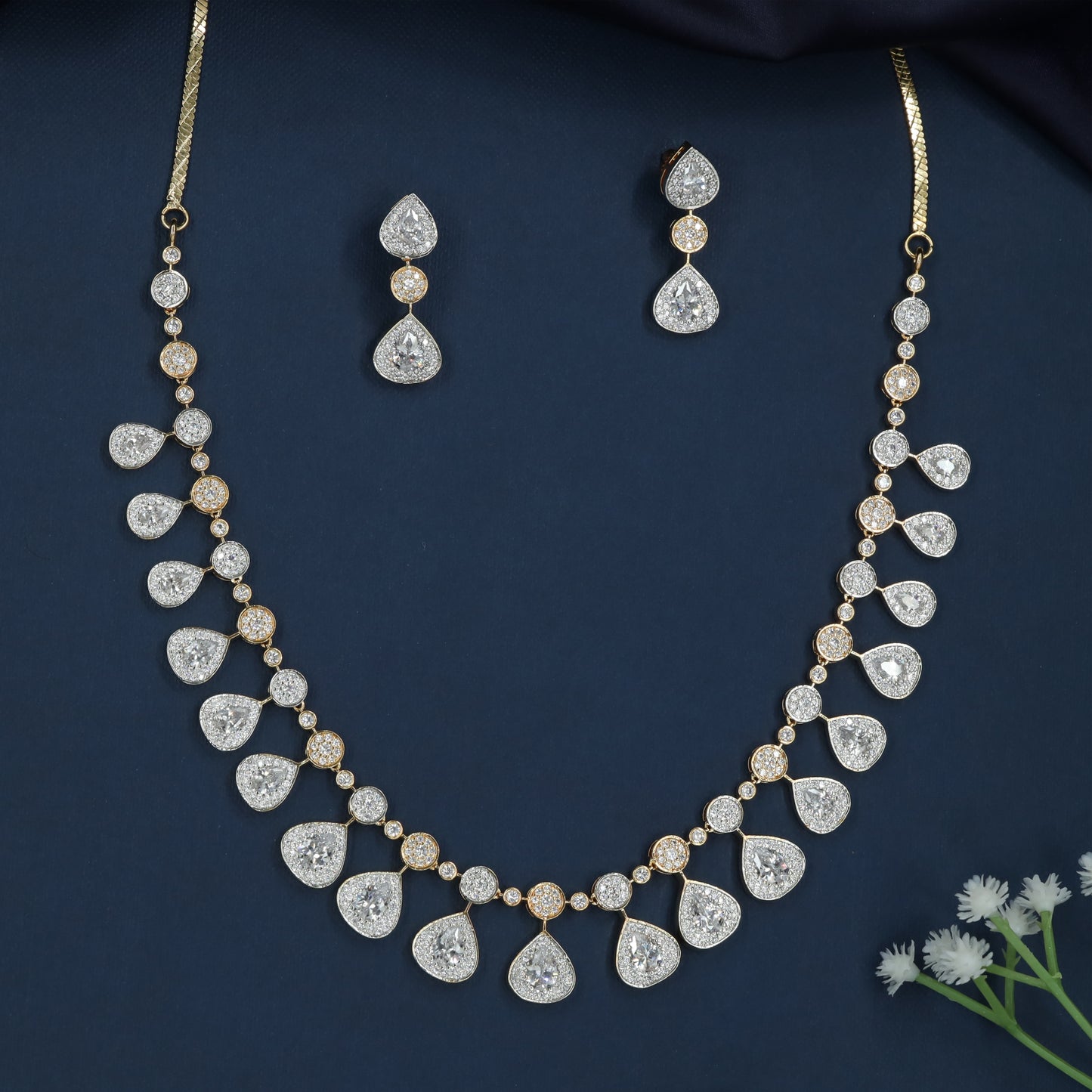 Teardrop Garland Necklace with Graduated Drop Borders