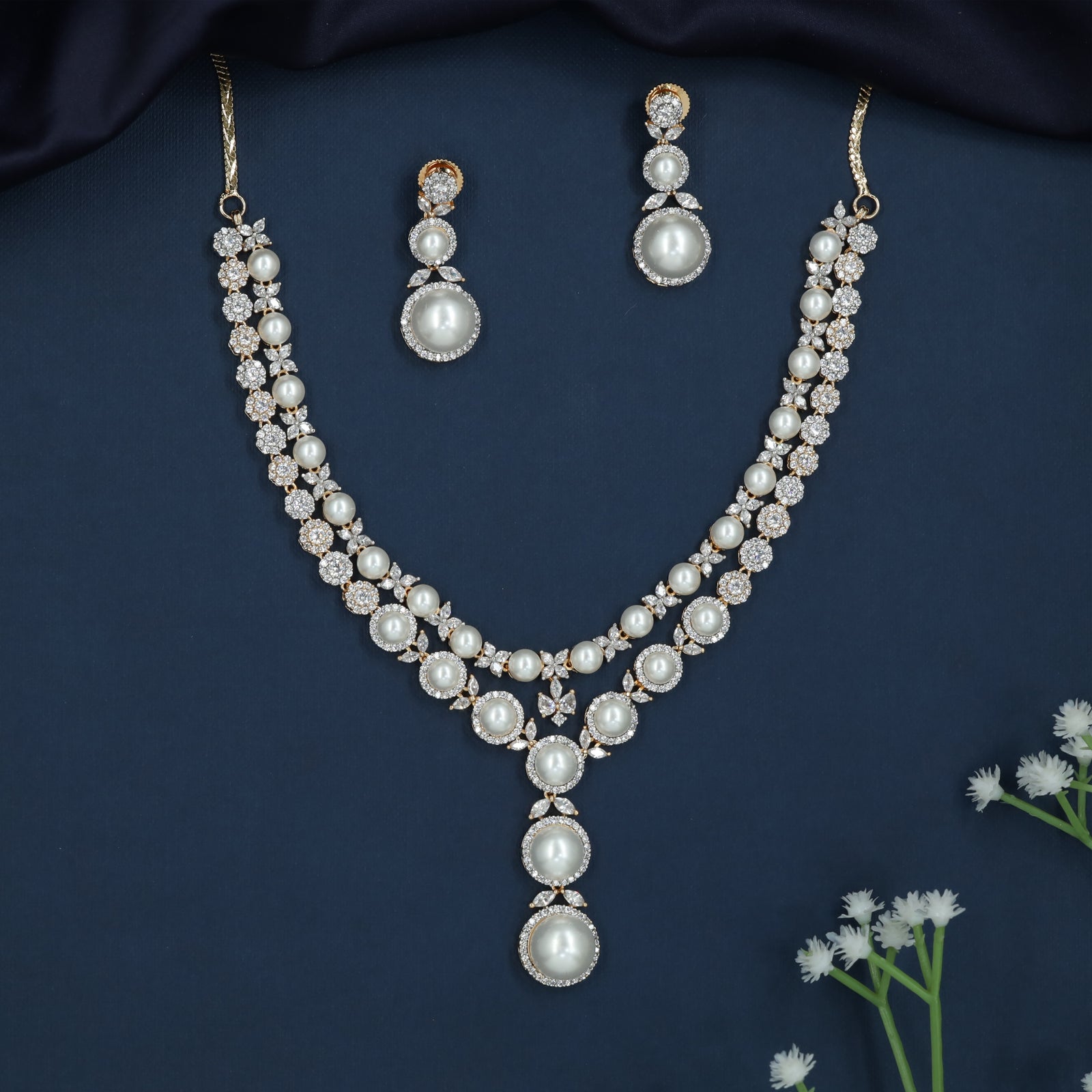 Decorative Pearl Sweep GJ Necklace with Floral Connector Detailing