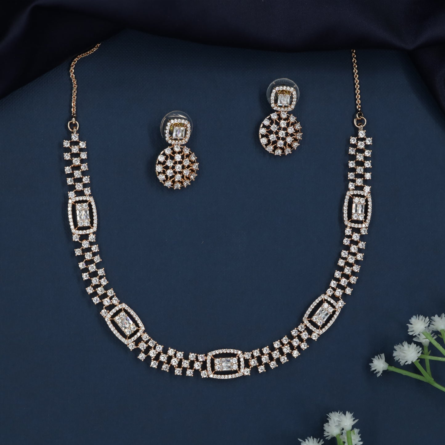 Rectangular Frame GJ Necklace with Twin Border Styling