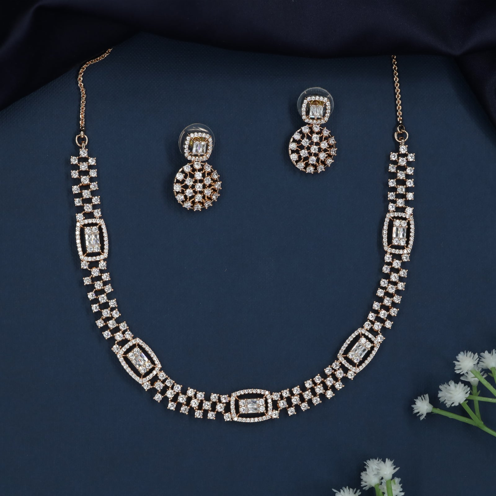 Rectangular Frame GJ Necklace with Twin Border Styling