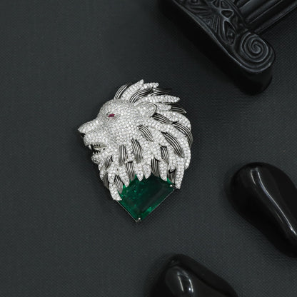 Classic Lion Rhodium Brooch with Ornamental Head Layout