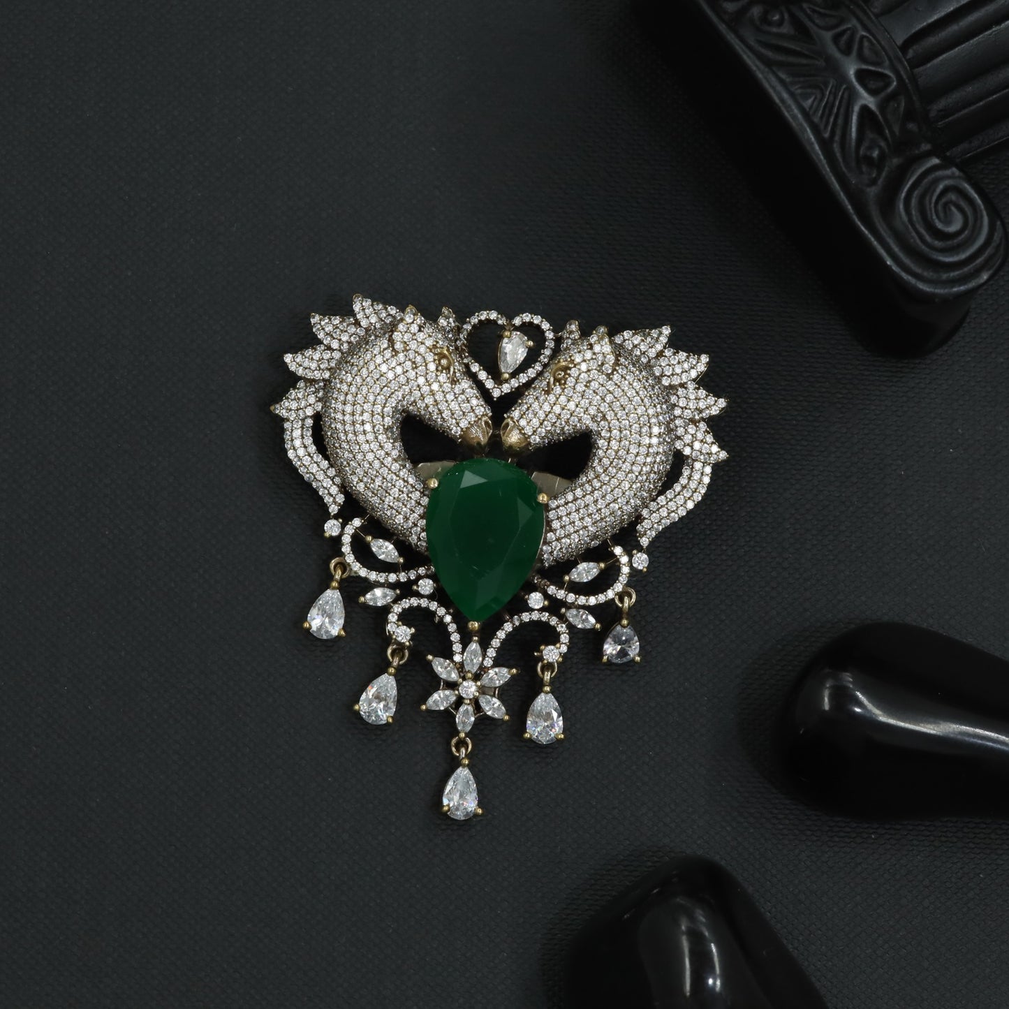 Heritage Twin Horse Victorian Brooch with Curved Neck Styling
