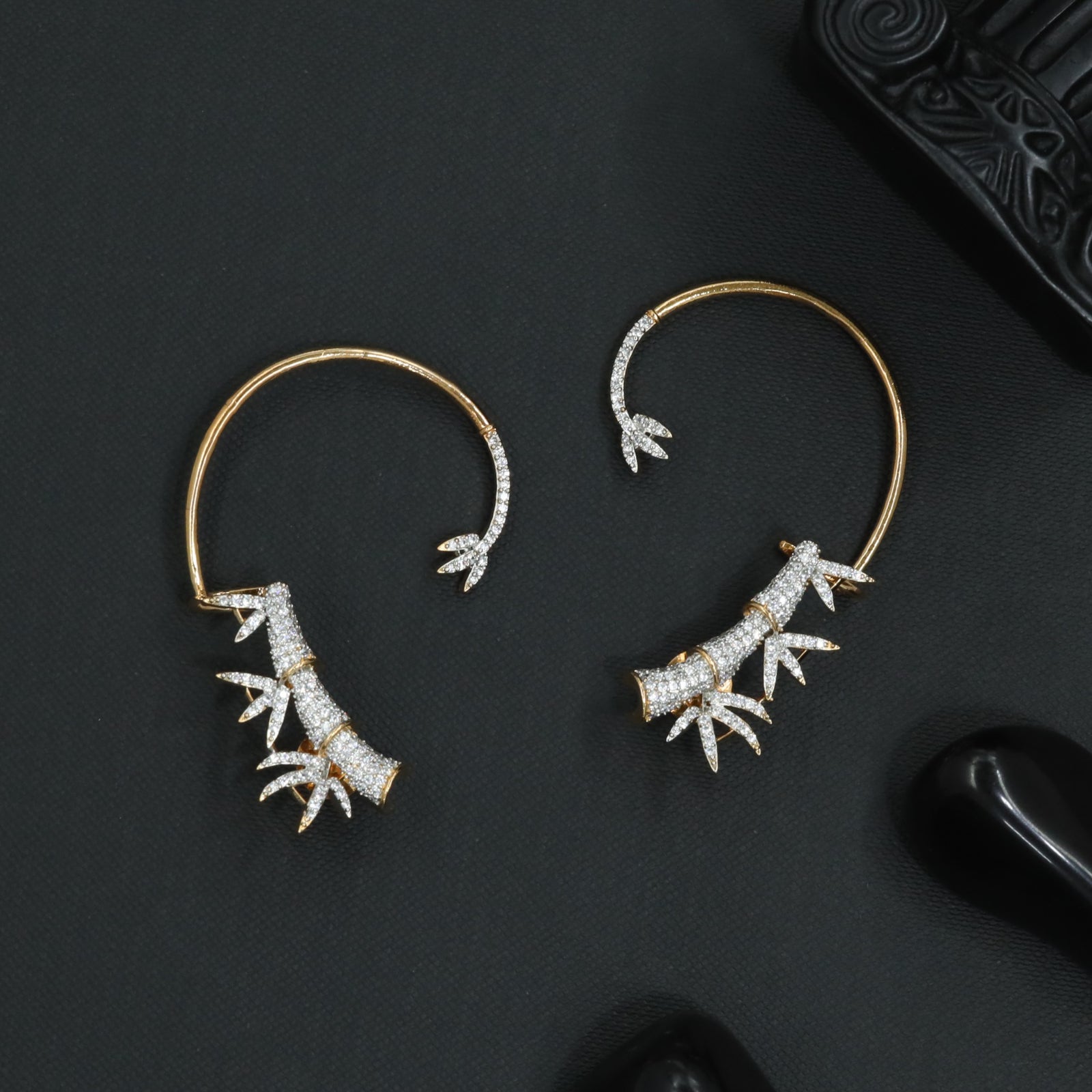 Radiant Twig Earcuff with Tapered Leaf Formation