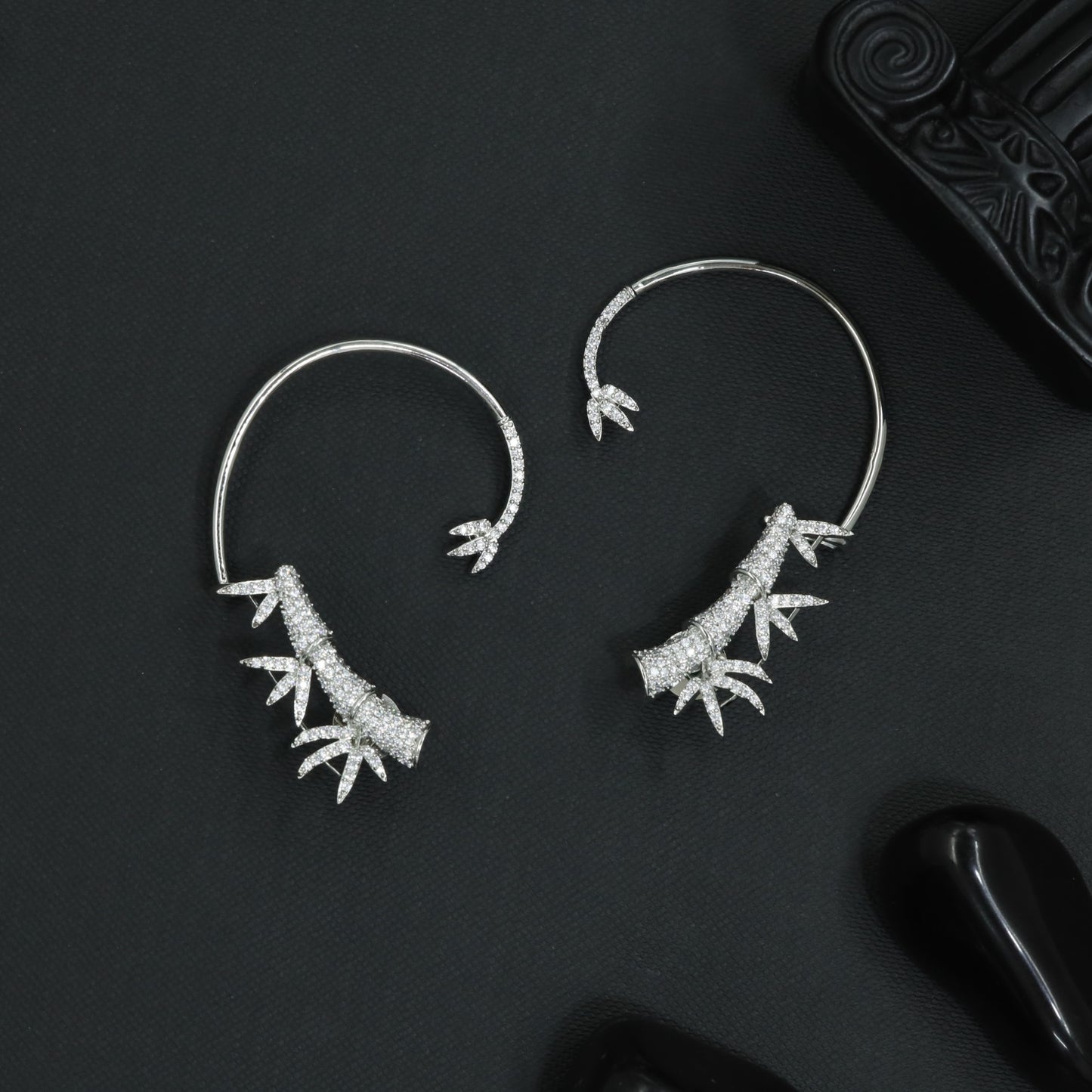 Radiant Twig Earcuff with Tapered Leaf Formation