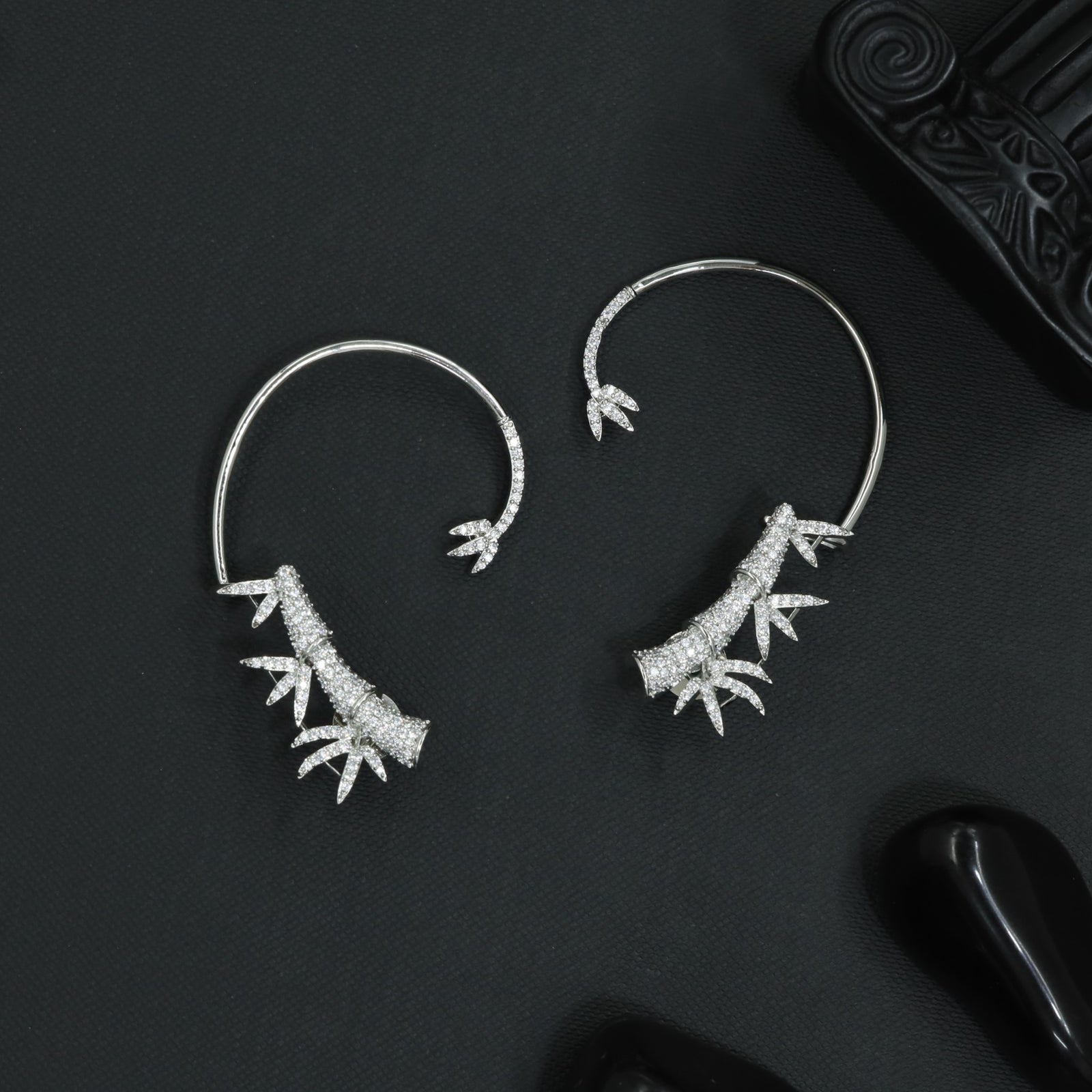 Radiant Twig Earcuff with Tapered Leaf Formation
