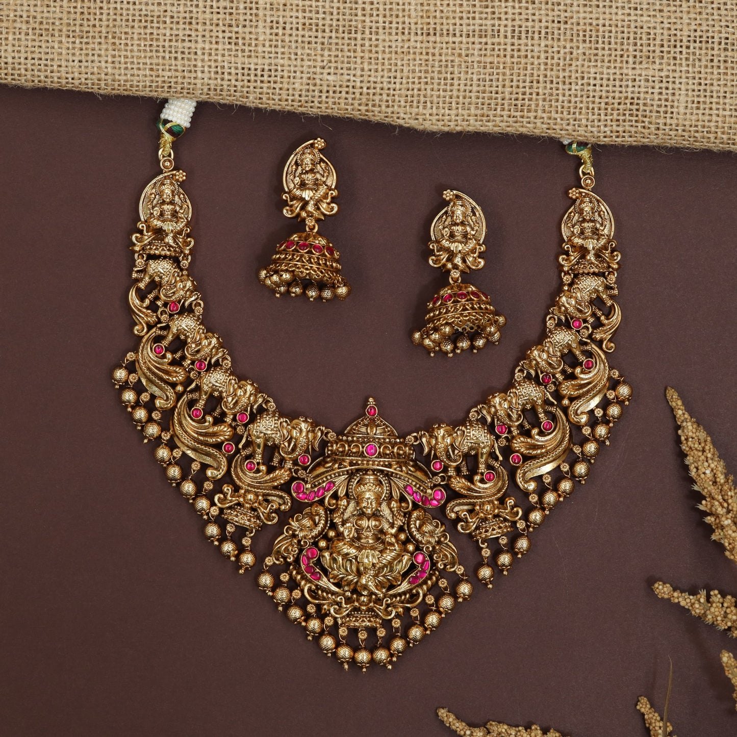 Luxury Peacock Border Antique Necklace