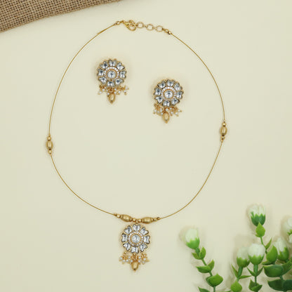 Premium Floral Pendant Jadau Necklace With Minimal Chain Styling