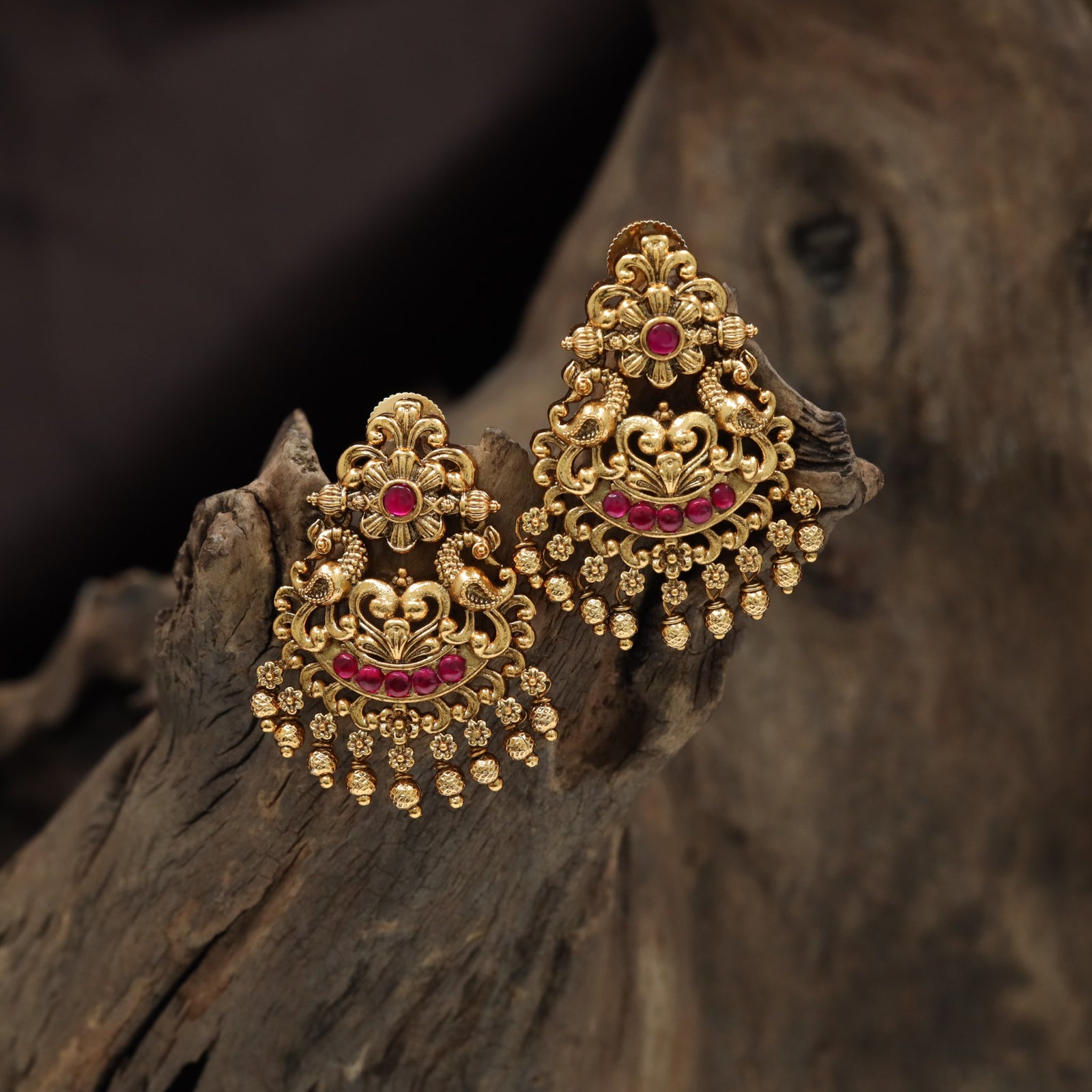 Premium Ornamental Scrollwork With Fringe Drops Antique Hangings