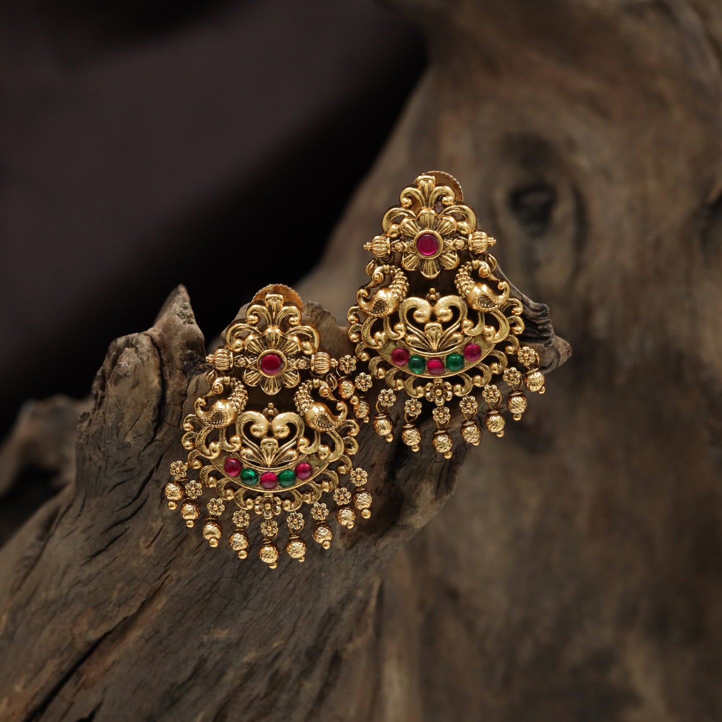 Premium Ornamental Scrollwork With Fringe Drops Antique Hangings
