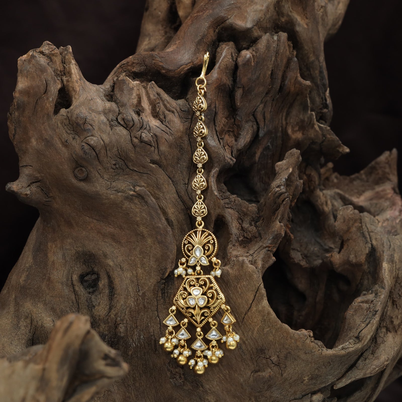 Designer Long Chain Kundan Tikka With Ornamental Pendant Detail