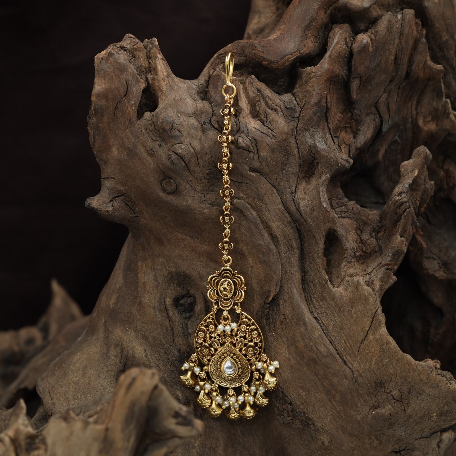 Premium Ornamental Antique Tikka With Decorative Fringe Styling